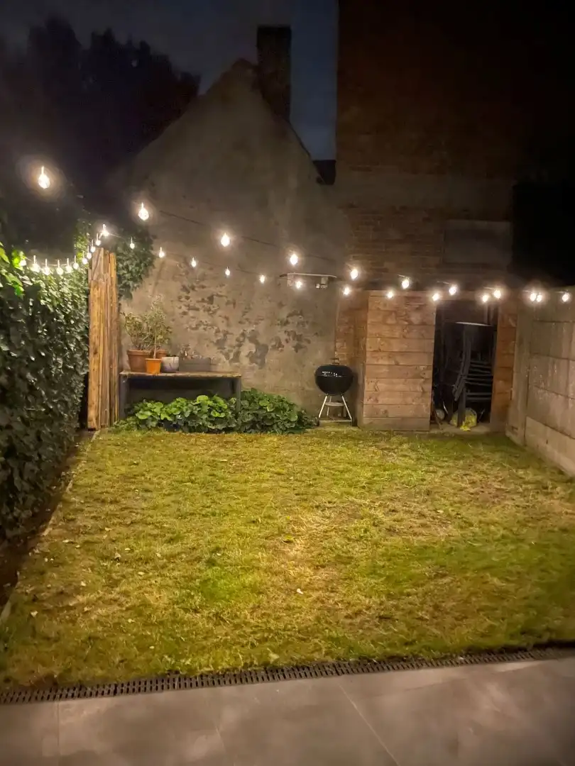 GERENOVEERDE (2017) STADSWONING MET TUIN IN HARTJE TIELT foto 17