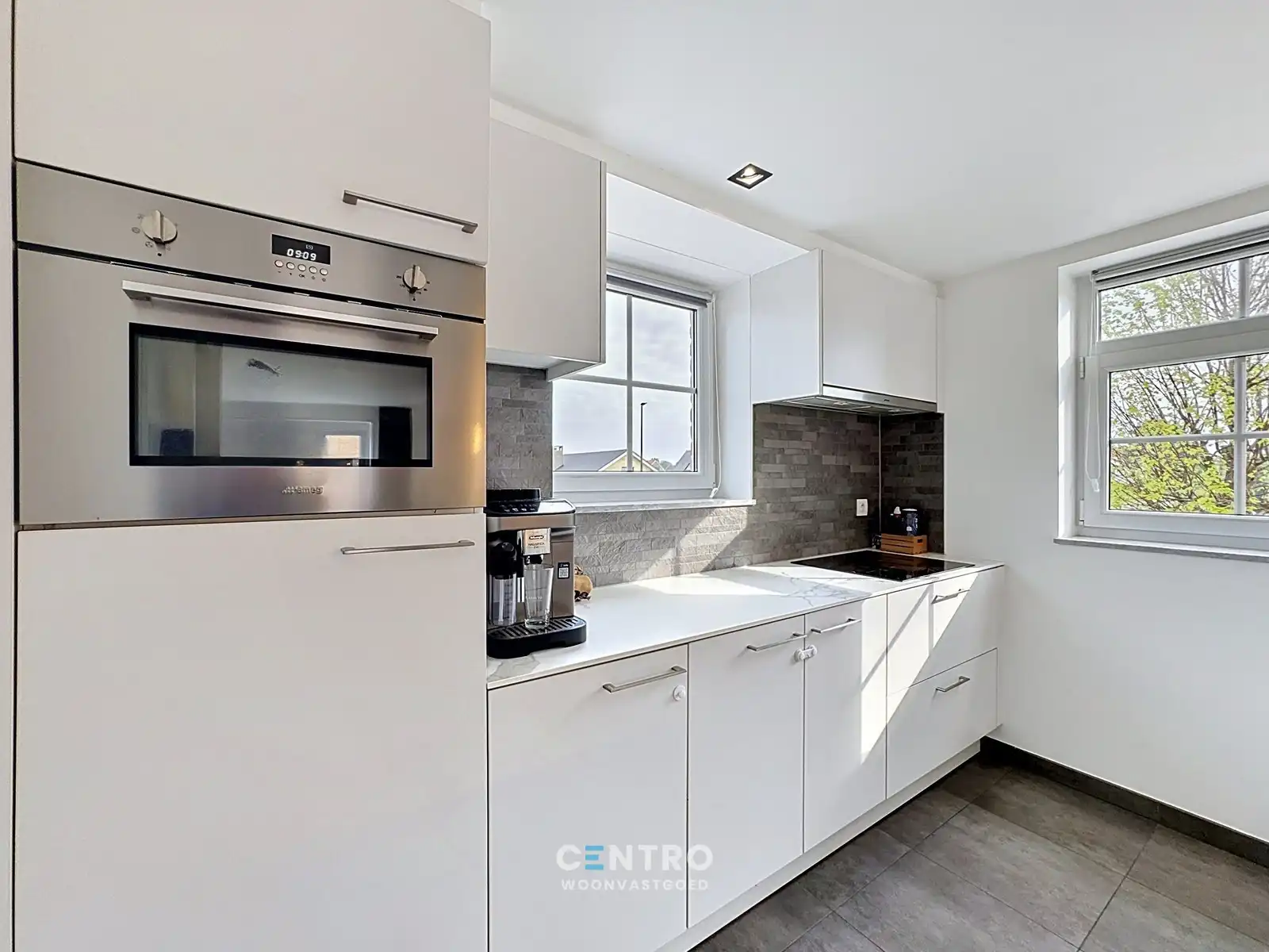 Instapklaar RUIM appartement met 3 RUIME slpks +  ruim ZUDgericht terras! foto 5