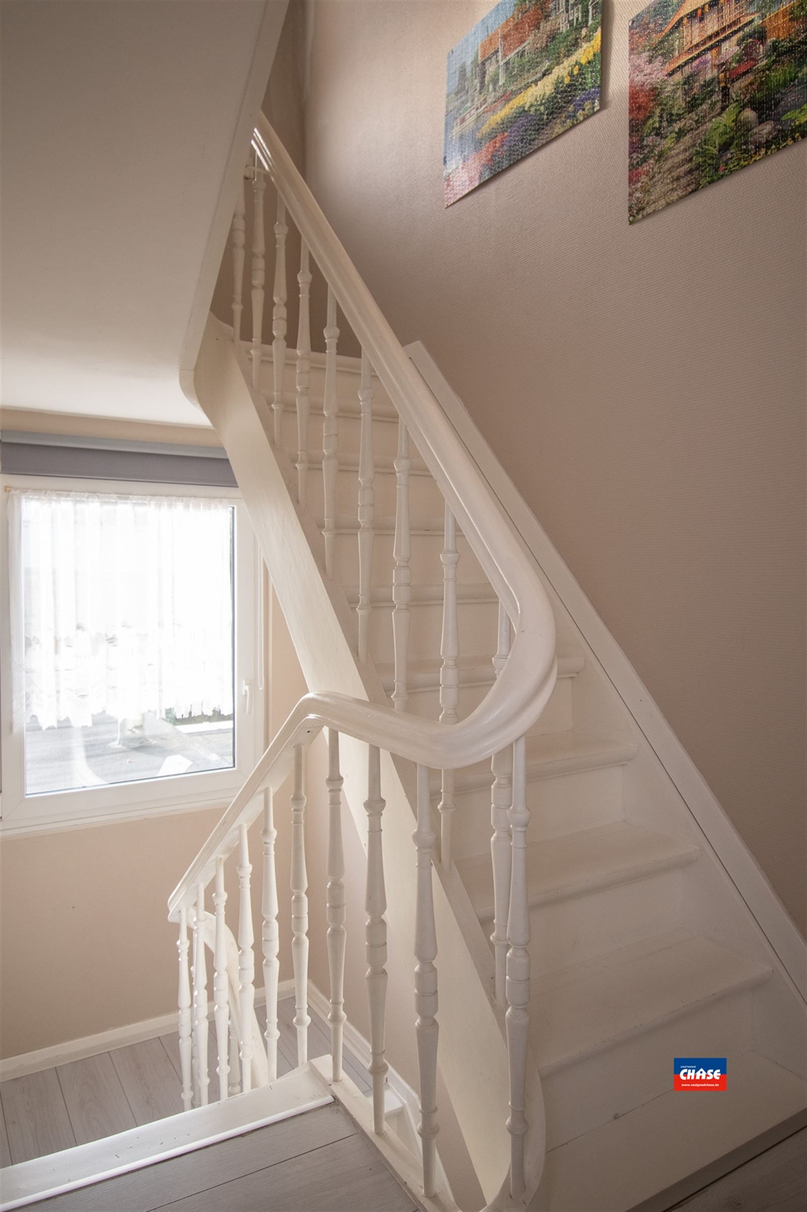 Rijwoning met drie slaapkamers en tuin foto 15
