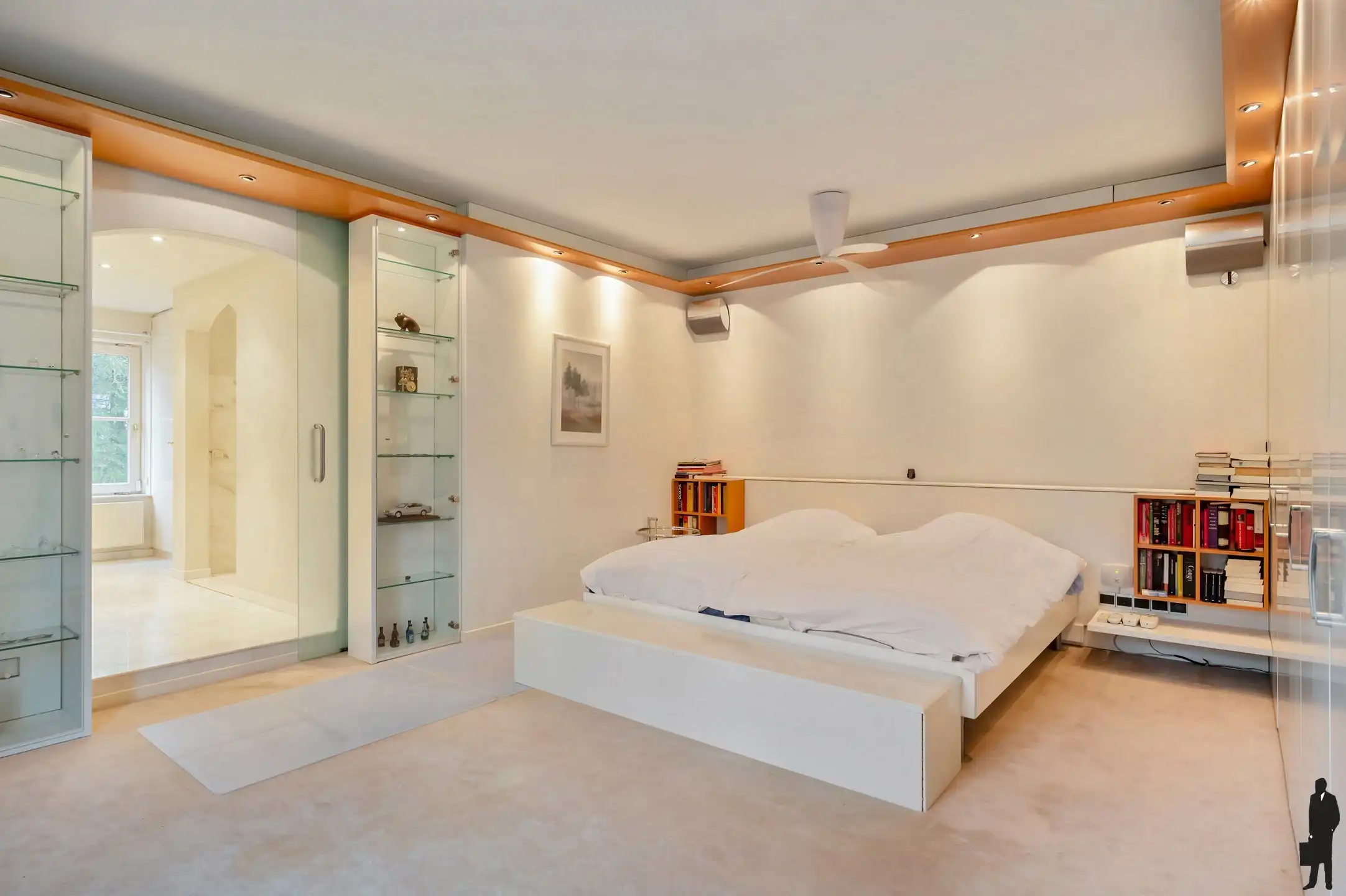 Op absolute toplocatie gelegen villa! foto 13