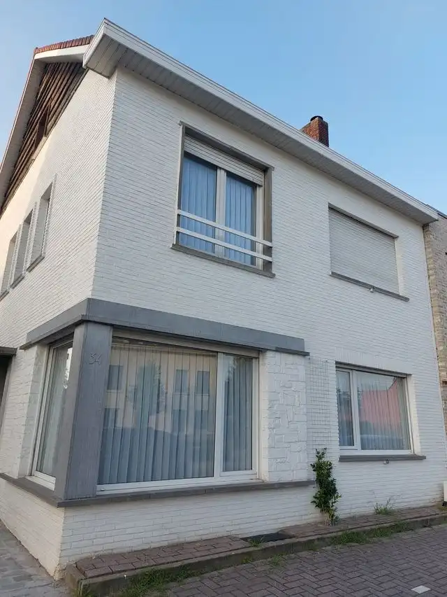 Ruime gerenoveerde woning met 3 slpks, gelegen op wandelafstand van het centrum !  foto 20