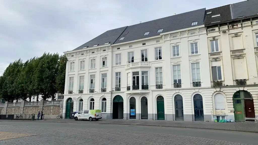 Handelsruimte te koop op Sint-Pietersplein in Gent foto 9