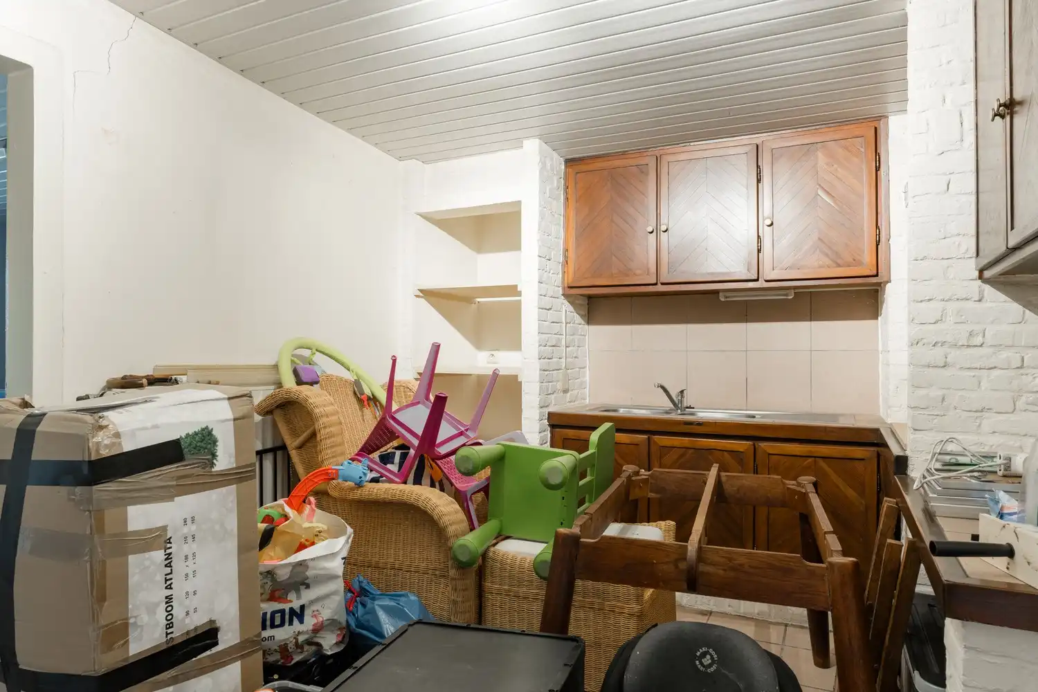 Veelzijdige woning met zorgmogelijkheden, werkruimte en tal van bijgebouwen foto 53