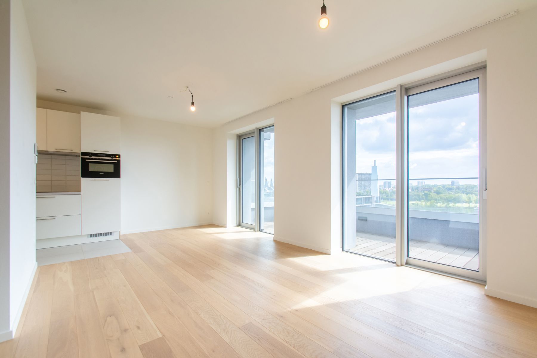 Gezellig 1-slaapkamer appartement met terras foto {{pictureIndex}}