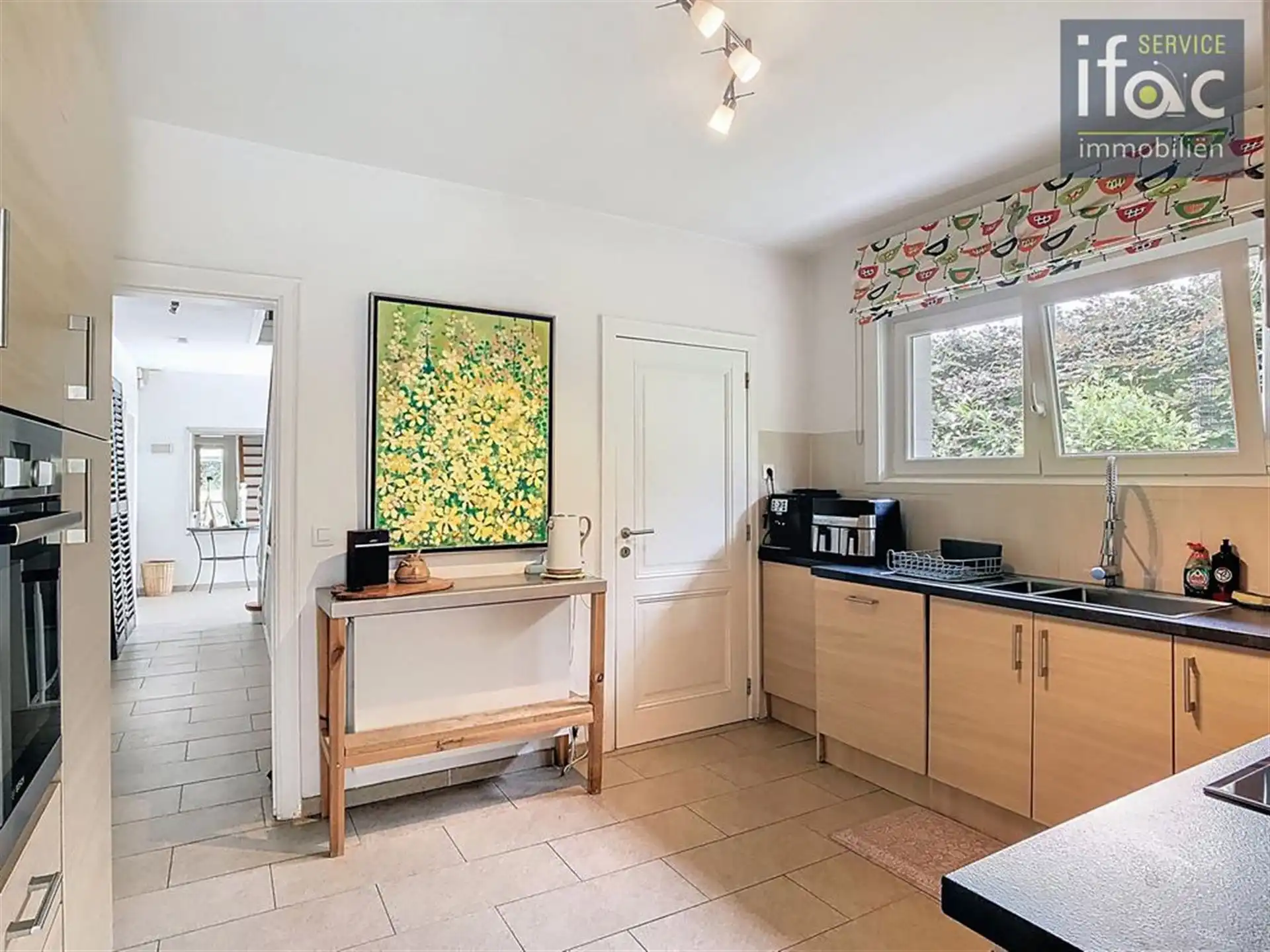 Prachtige villa op toplocatie, 6 slaapkamers en 2 badkamers foto 12