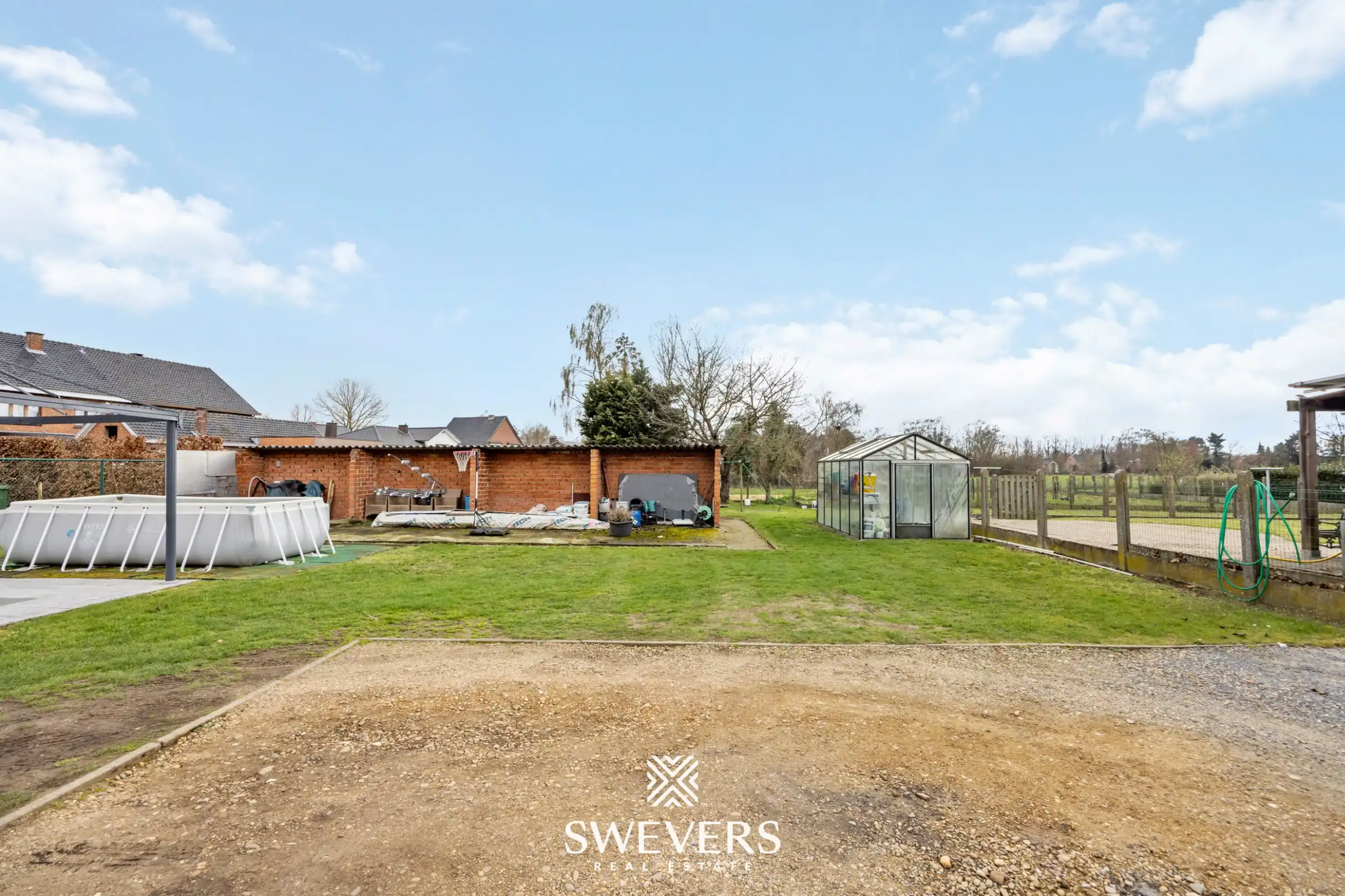 Zonnige woning met ruime zuid georiënteerde tuin in het rustige Diepenbeek foto 29