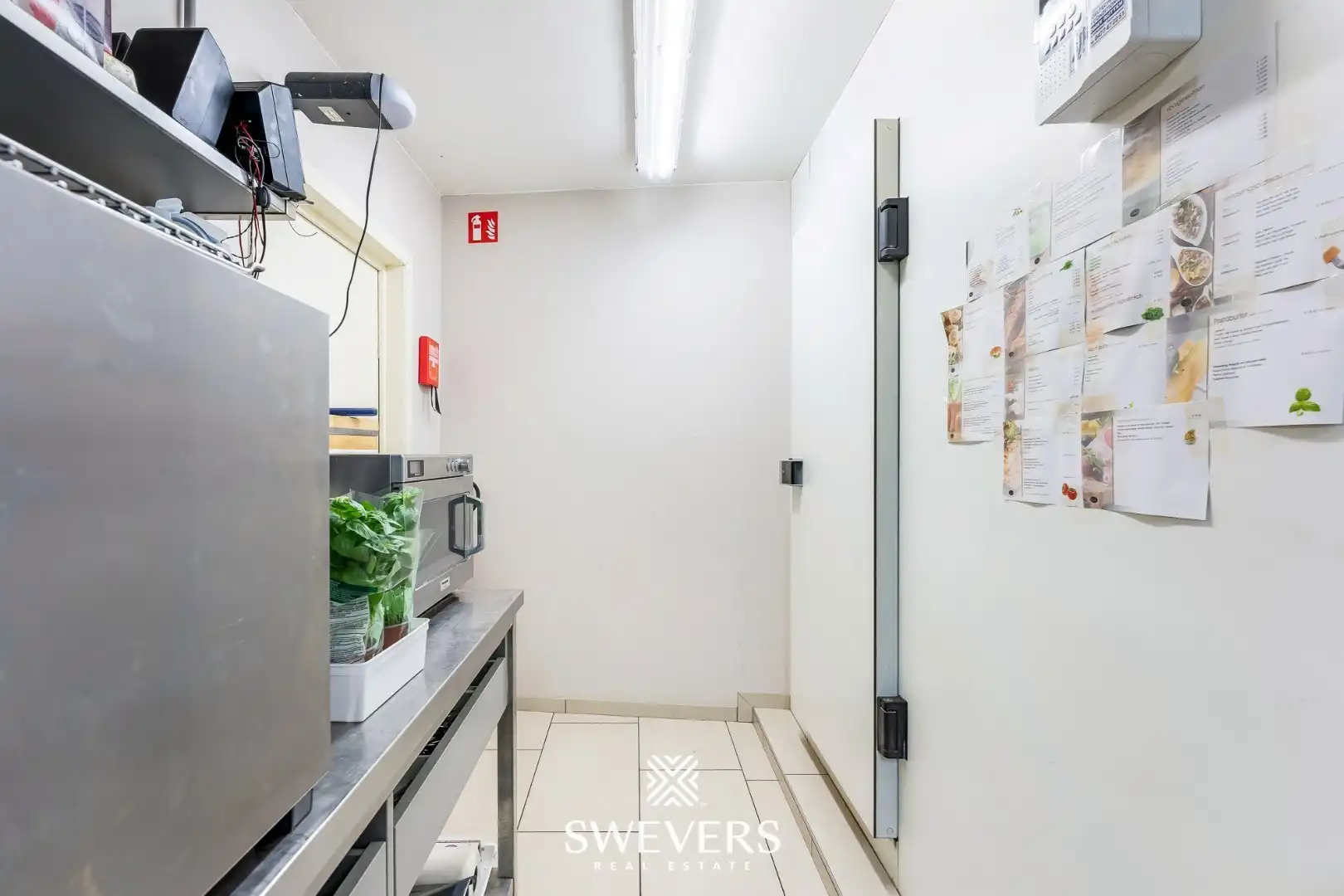 Multifunctioneel handelspand met woonst in centrum Beverlo  foto 42