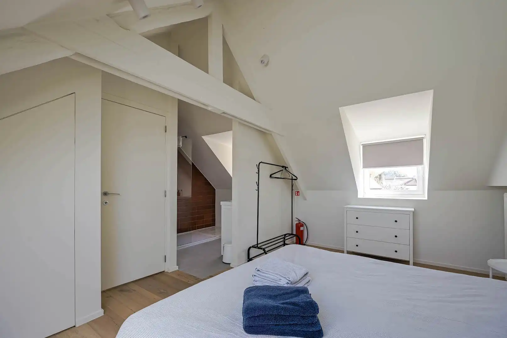 Charmant gerenoveerde dorpswoning te koop in het pittoreske Lissewege foto 24
