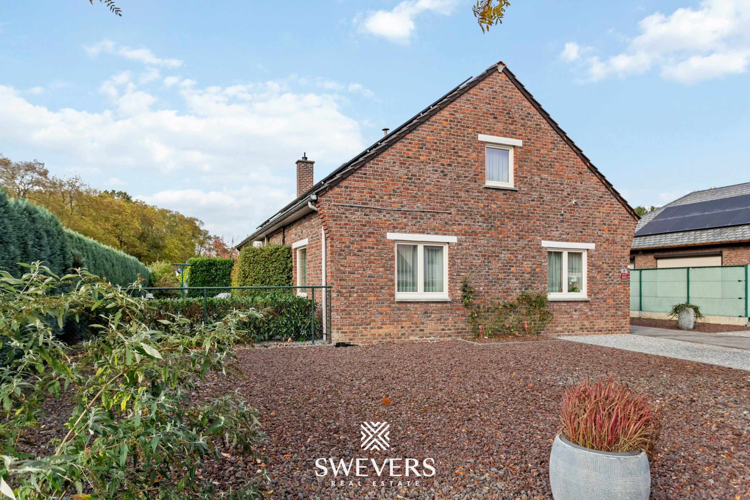 Ruime instapklare gezinswoning met 4 slaapkamers in rustige straat vlakbij Hasselt foto 31