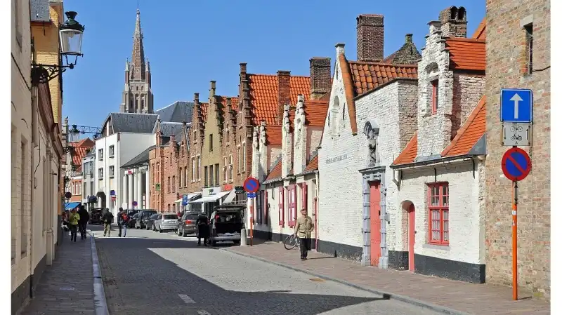 Comfortabel 2-slaapkamerappartement te huur in Centrum Brugge foto 16