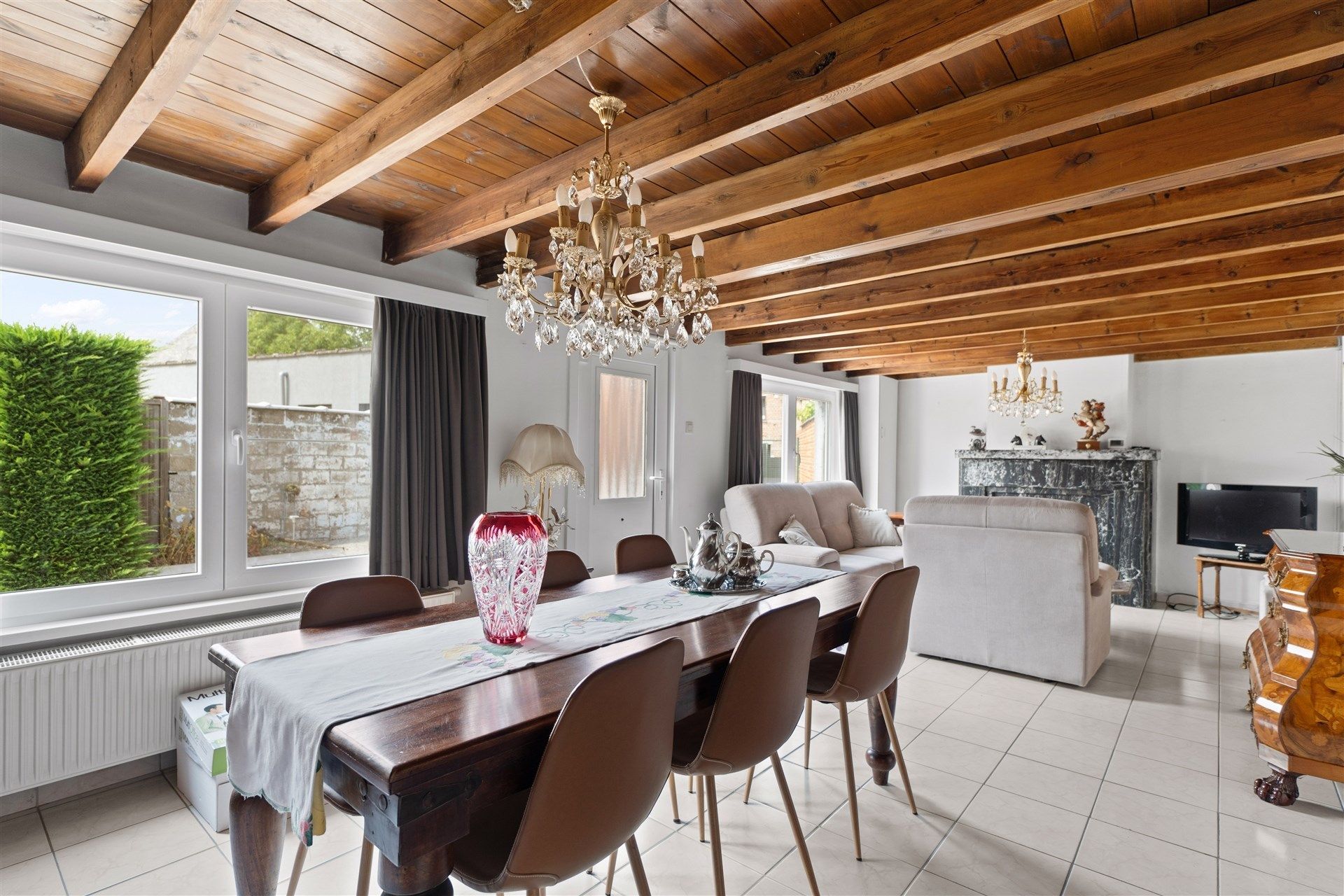 gezellige open bebouwing op 250m² grond.  foto 3