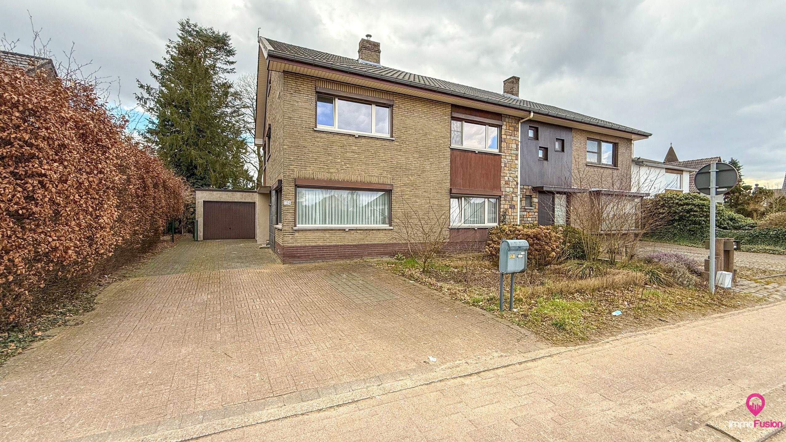 Instapklare woning met 6 slaapkamers in Heusden-Zolder! foto {{pictureIndex}}