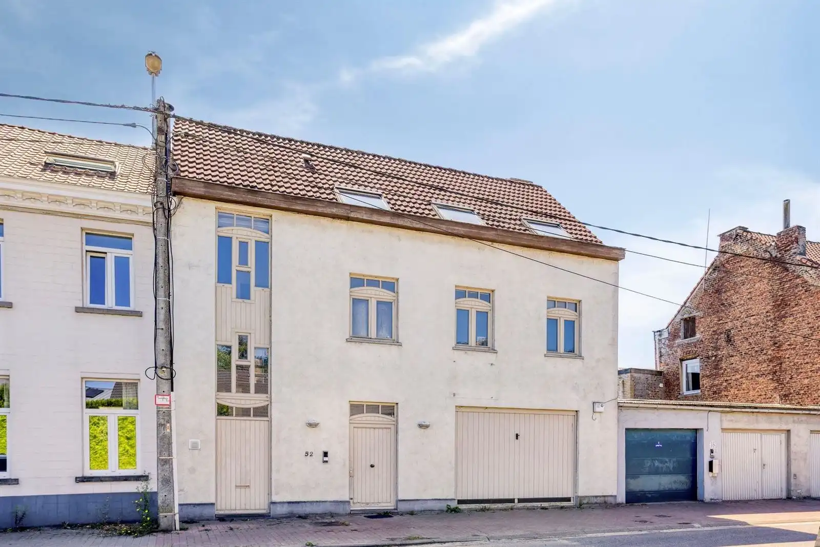Ruime woning met 5 slaapkamers,tuin en garage foto 36