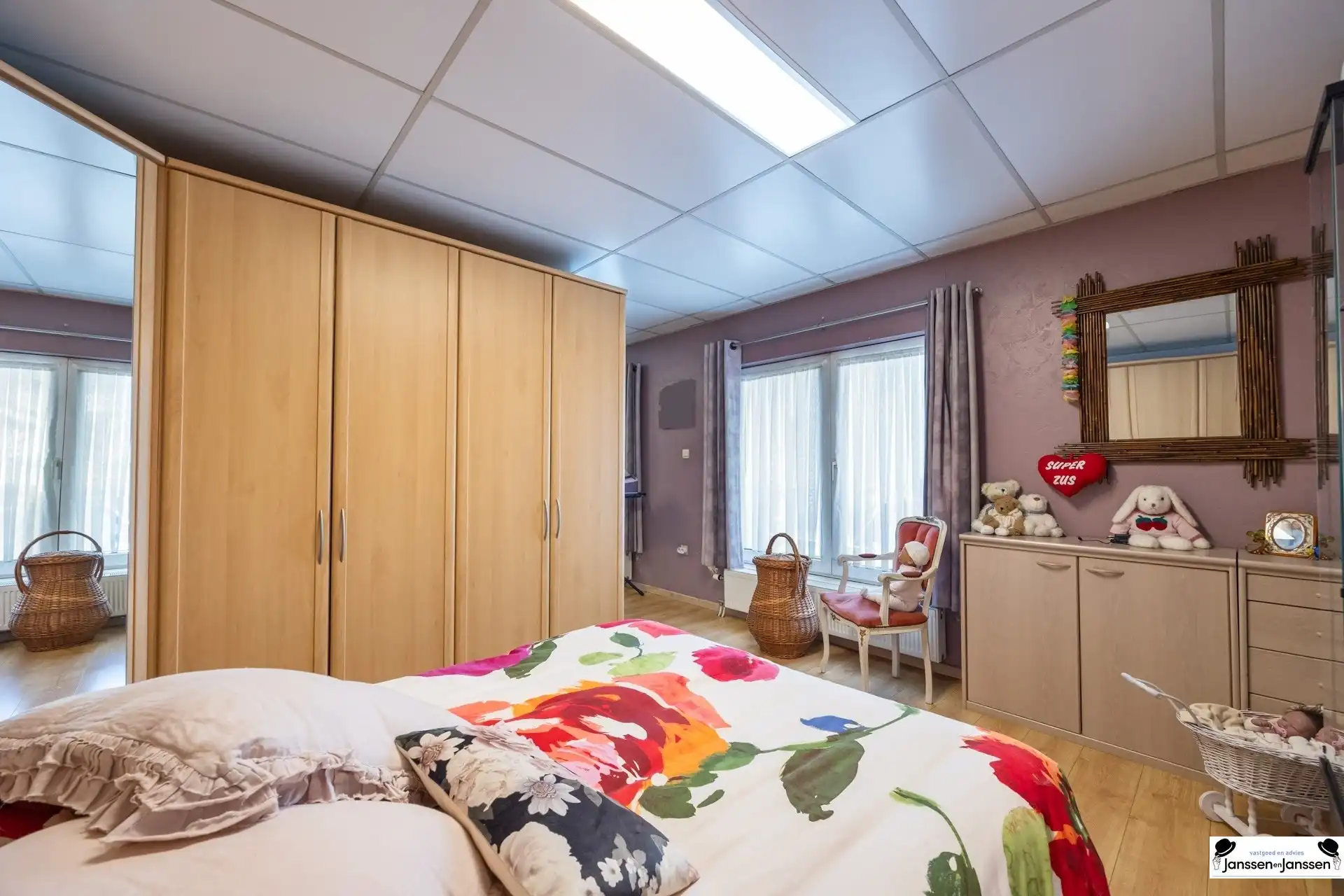 Ruim appartement in voormalige suikerfabriek Merksem foto 12