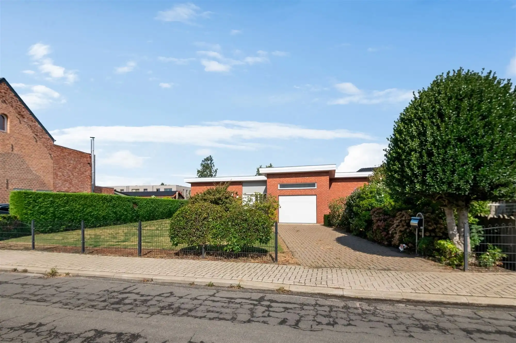 Verzorgde woning met veel potentieel op absolute A-locatie in Rijmenam foto 13