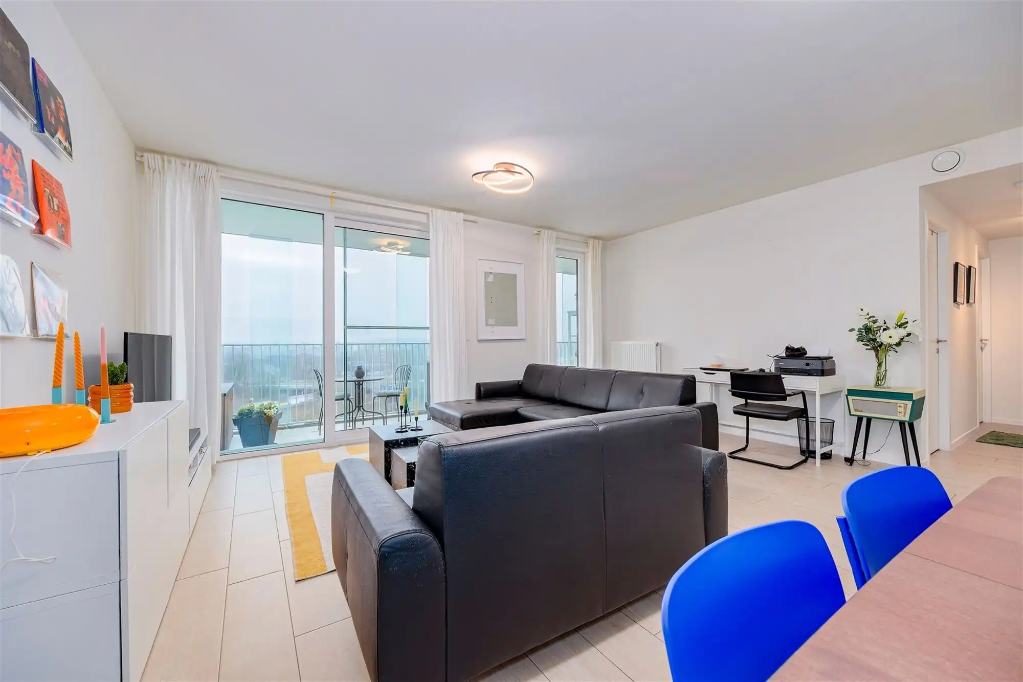 Strak 2- slaapkamer appartement met mooi uitzicht foto 4