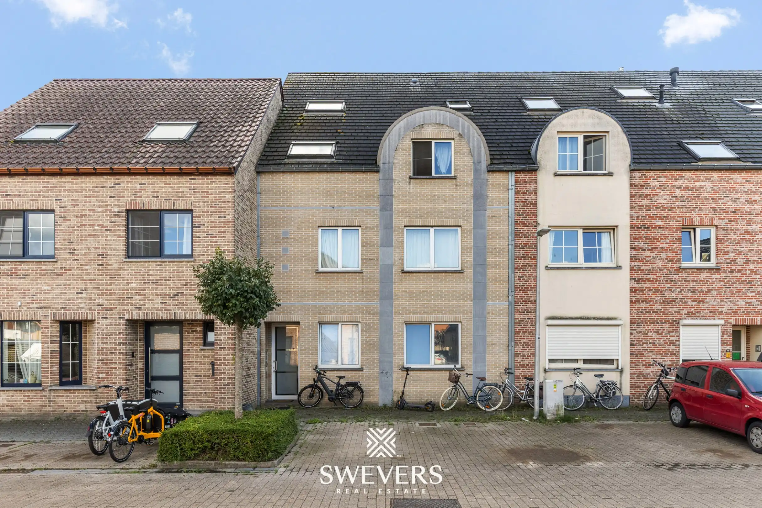 Lichtrijk duplexappartement met 1 slaapkamer, garage en kelderberging in Heilig-Hartwijk Hasselt foto 27