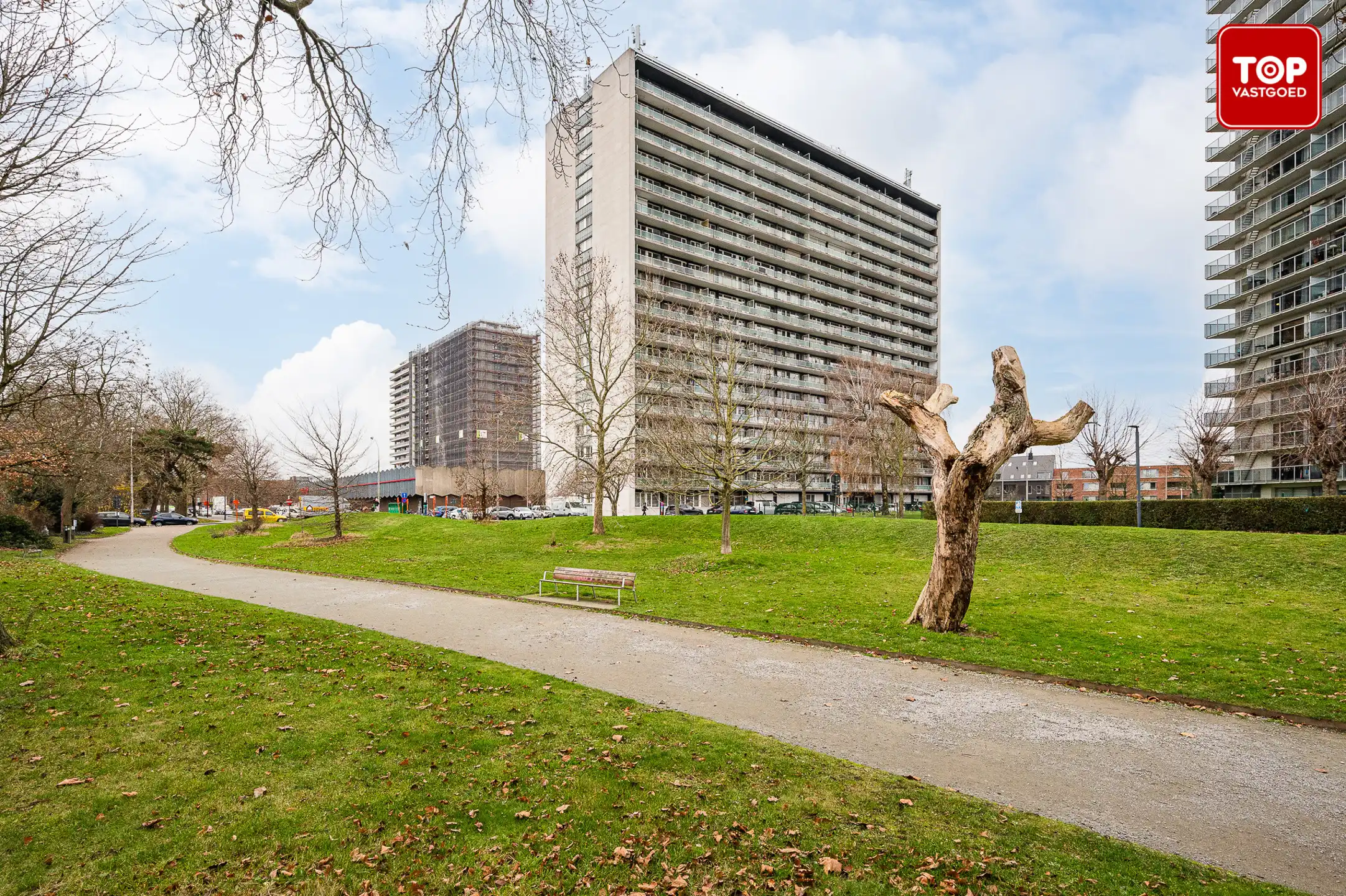 Instapklaar appartement met mooie vergezichten. foto {{pictureIndex}}