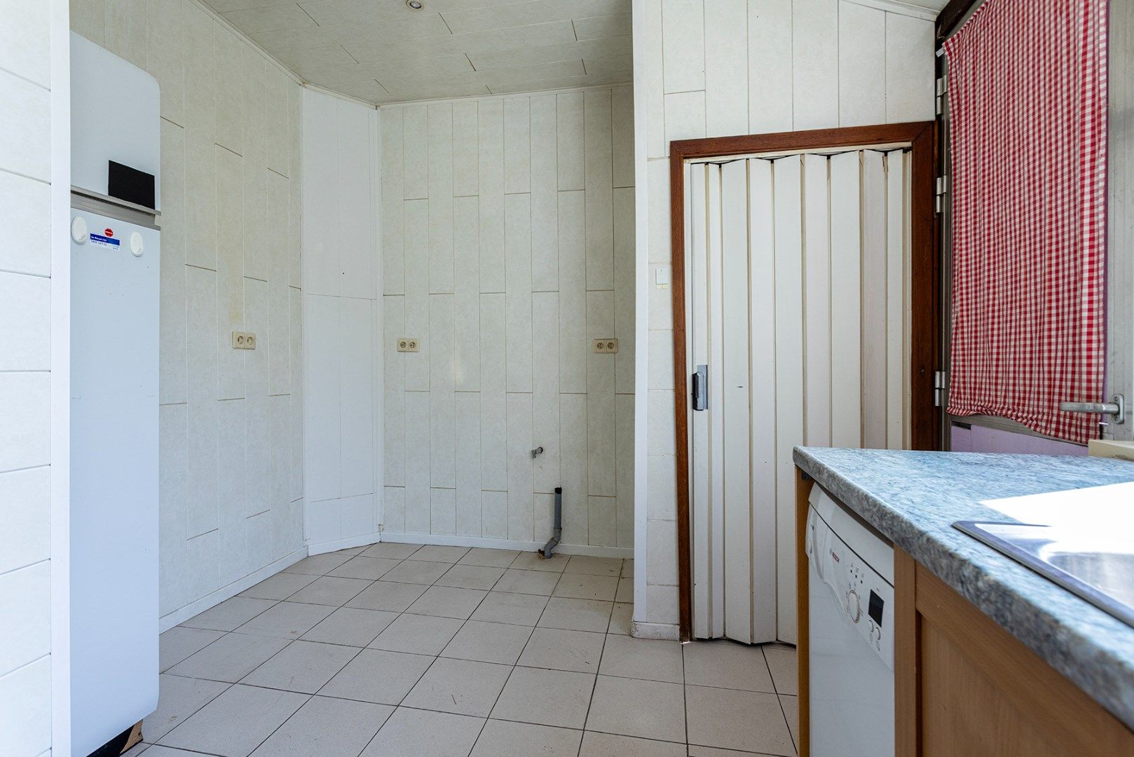 Prachtige woning met 4 slaapkamers en tuin! foto 10