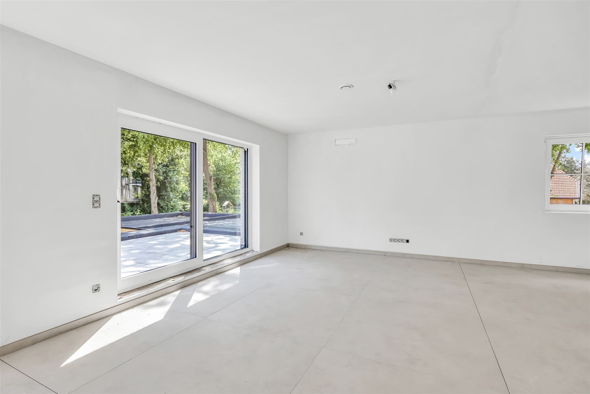 NIEUWBOUW DUPLEXAPPARTEMENT (165M²) MET 2 SLAAPKAMERS EN RUIM TERRAS NABIJ BERINGEN CENTRUM foto 9