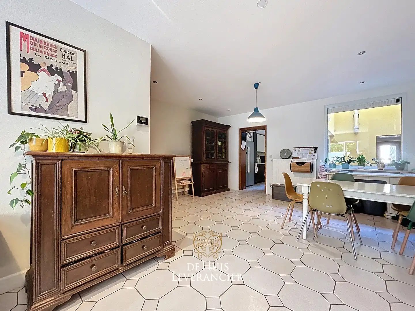 Ruime gezinswoning met 4 slpks, 2 bdks en tuin tegenover park De Schorre te koop foto 27