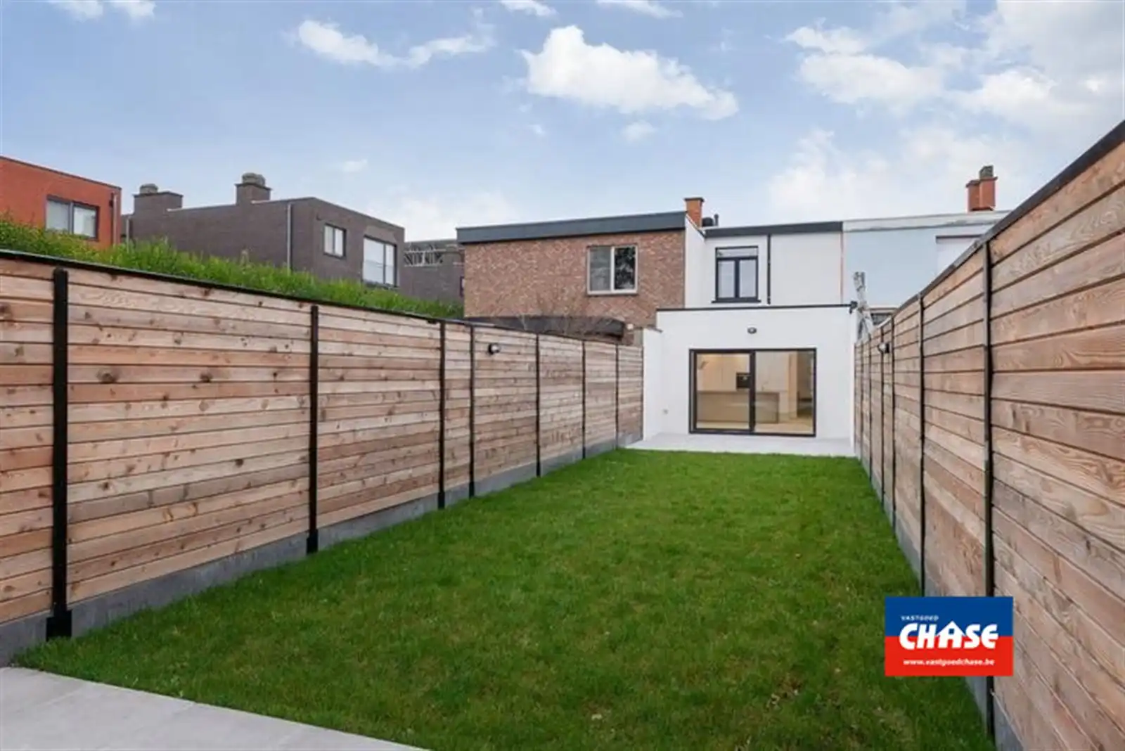Volledig gerenoveerde woning!  foto 10