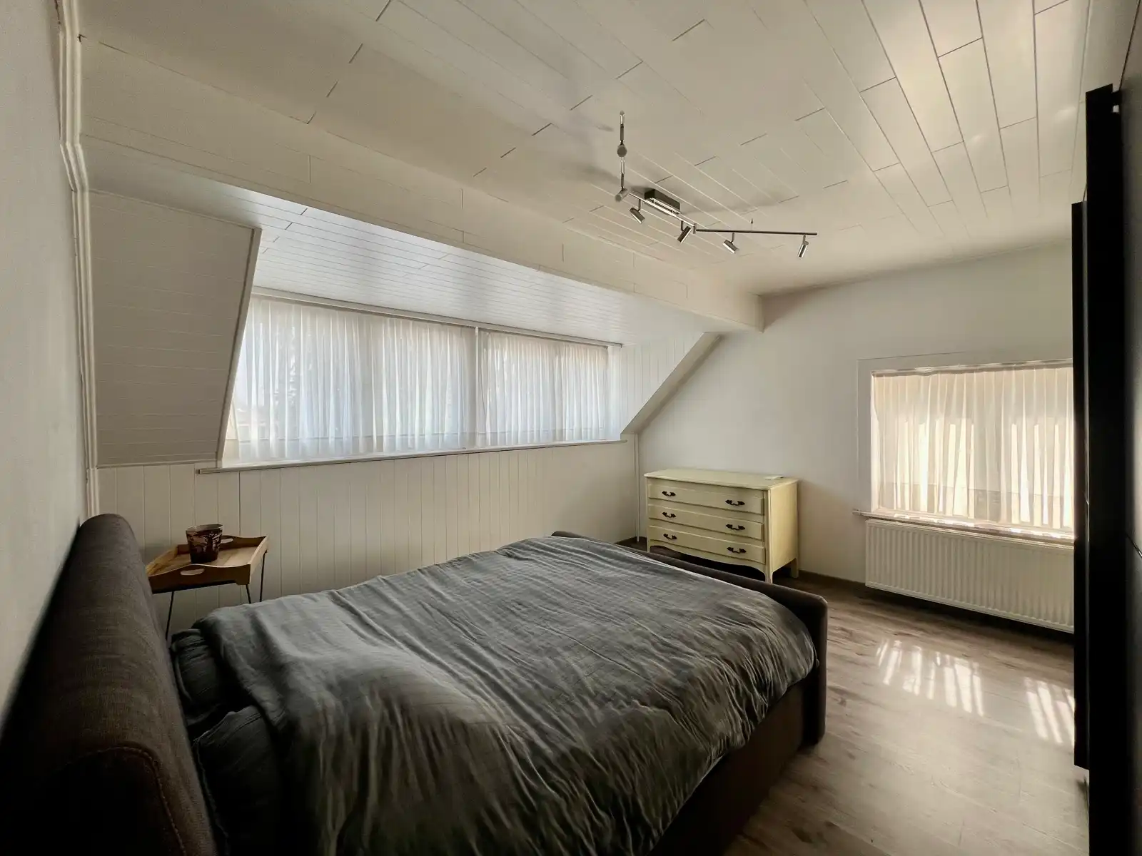 Luxe woning met alle comfort, prachtige leefveranda en tuin. foto 16