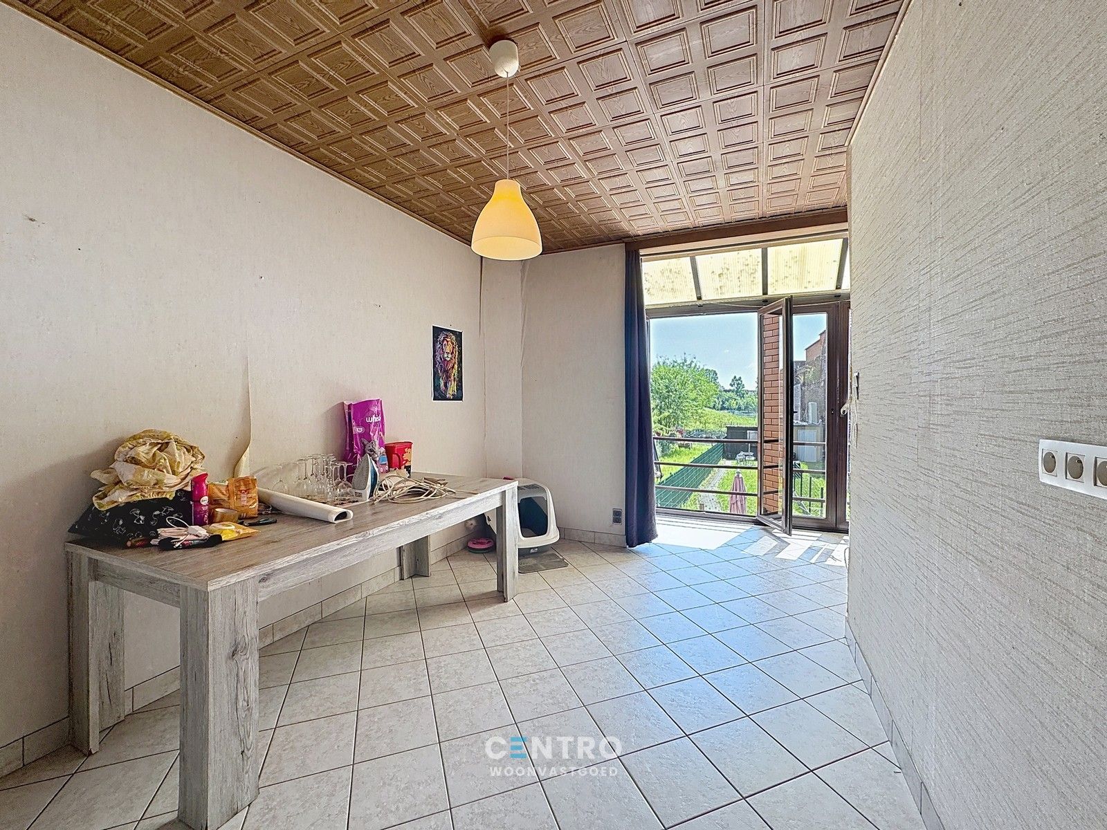 Ruime woning met 3 slpks met grote tuin en UITWEG ACHTERAAN! foto 5
