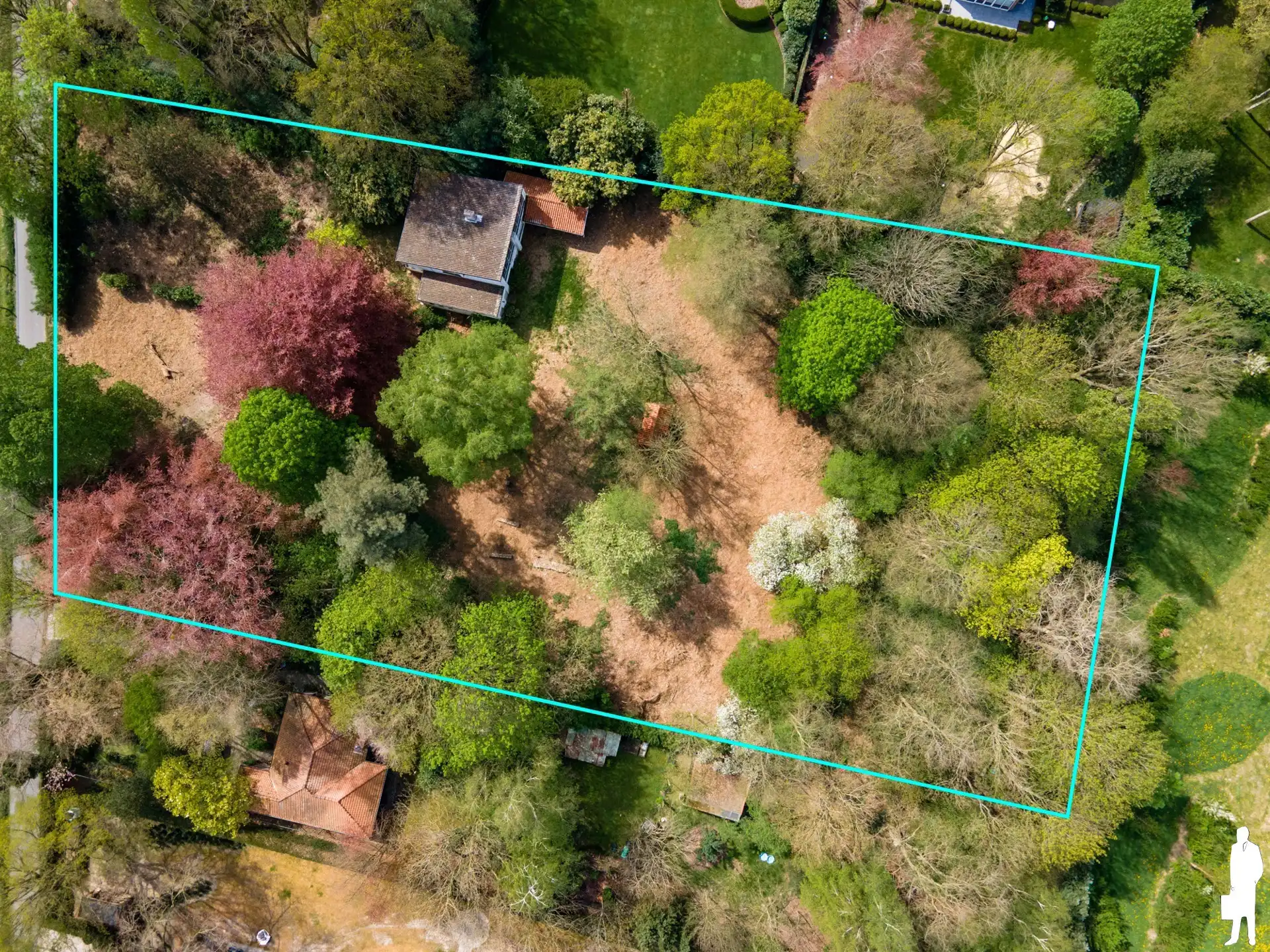 Fantastische bouwgrond (ca6685m²) met prachtige parktuin/bos foto 2