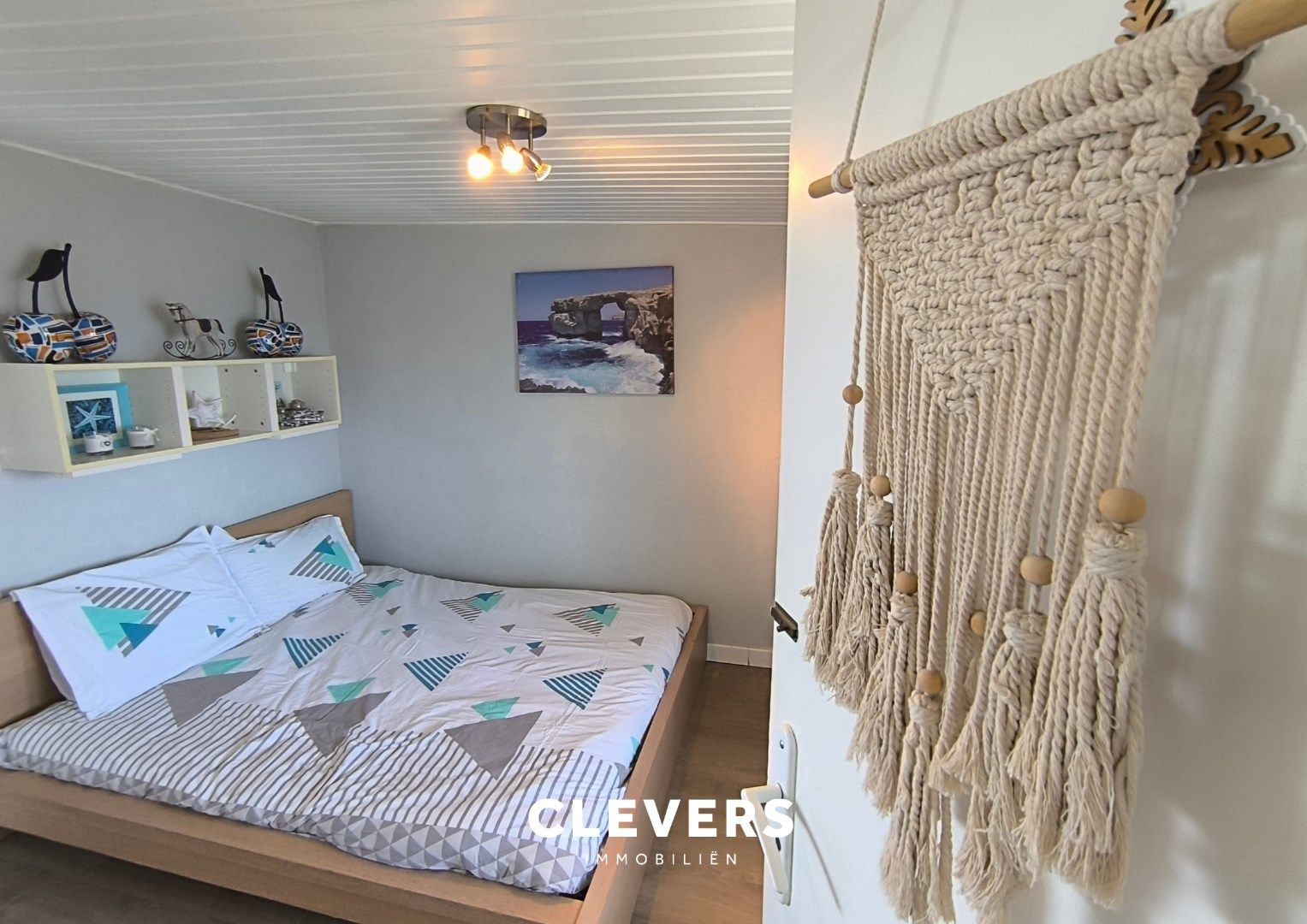Op te frissen vakantieappartement met zonnig terras foto 12