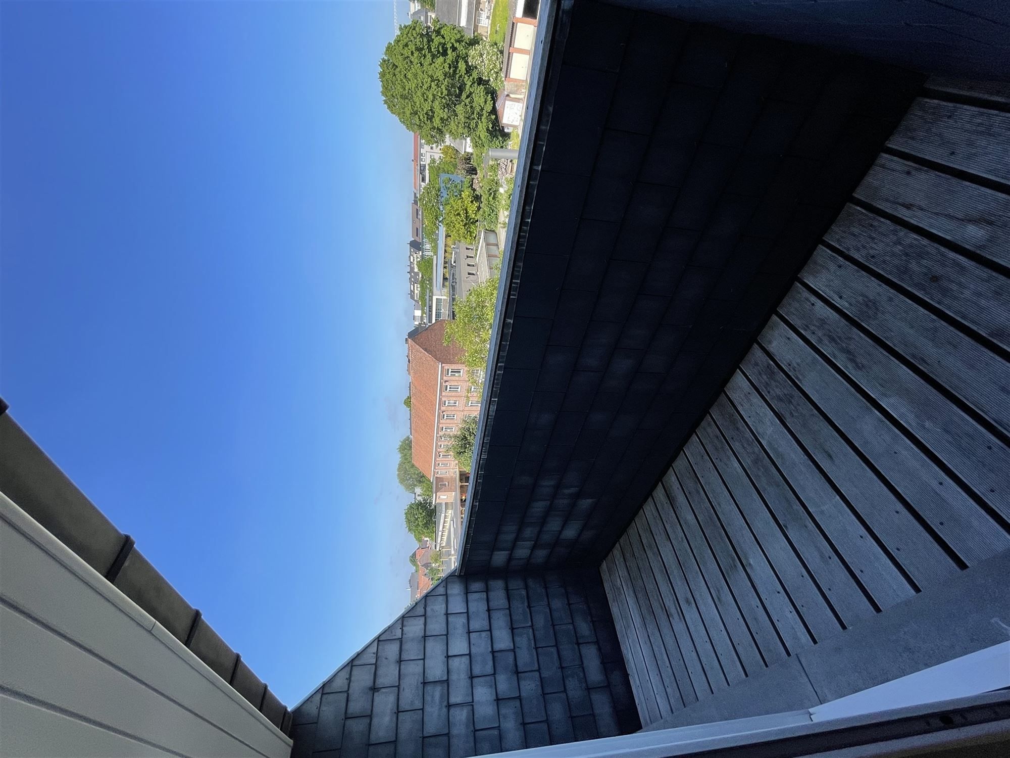 Appartement met terras en garage foto 3