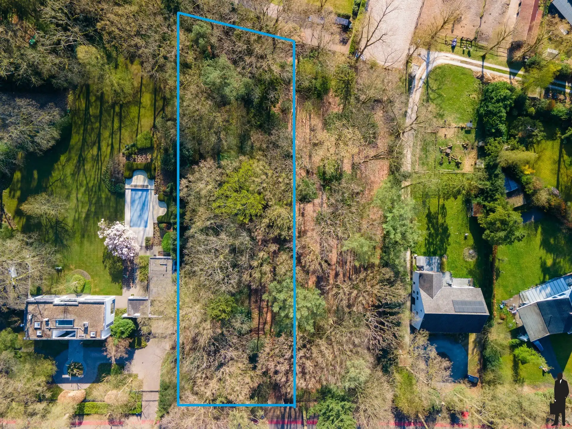 Gunstig gelegen bouwperceel van ca. 3.105m² met zuid-oost oriëntatie foto 2