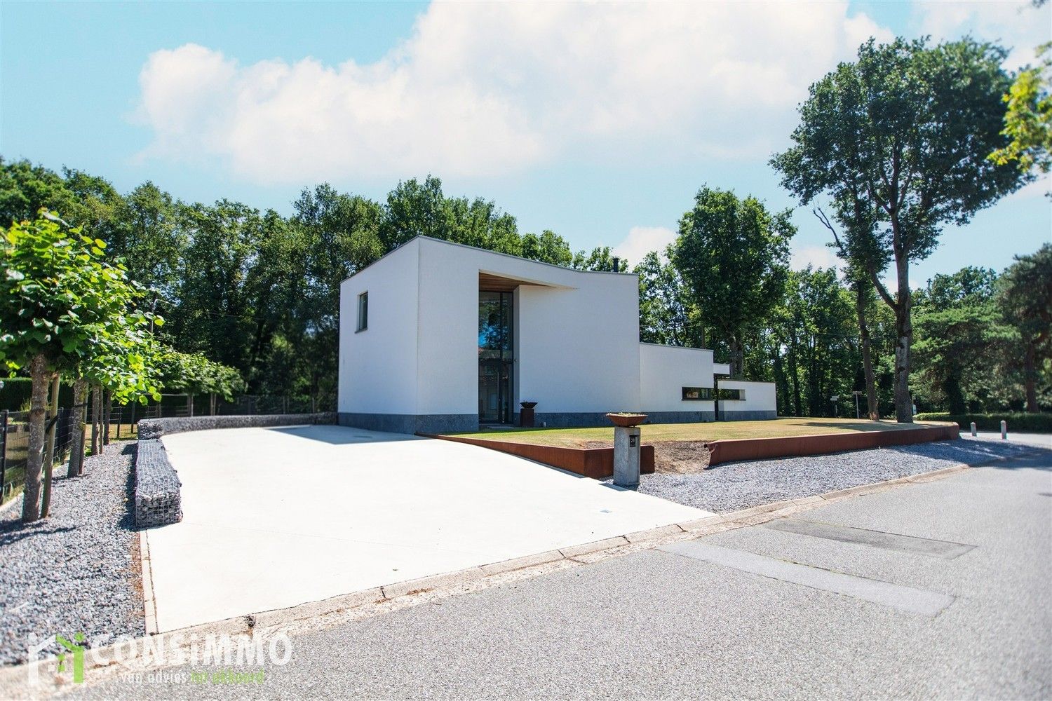 Moderne villa met tijdloze architectuur in Bret-Gelieren! foto {{pictureIndex}}