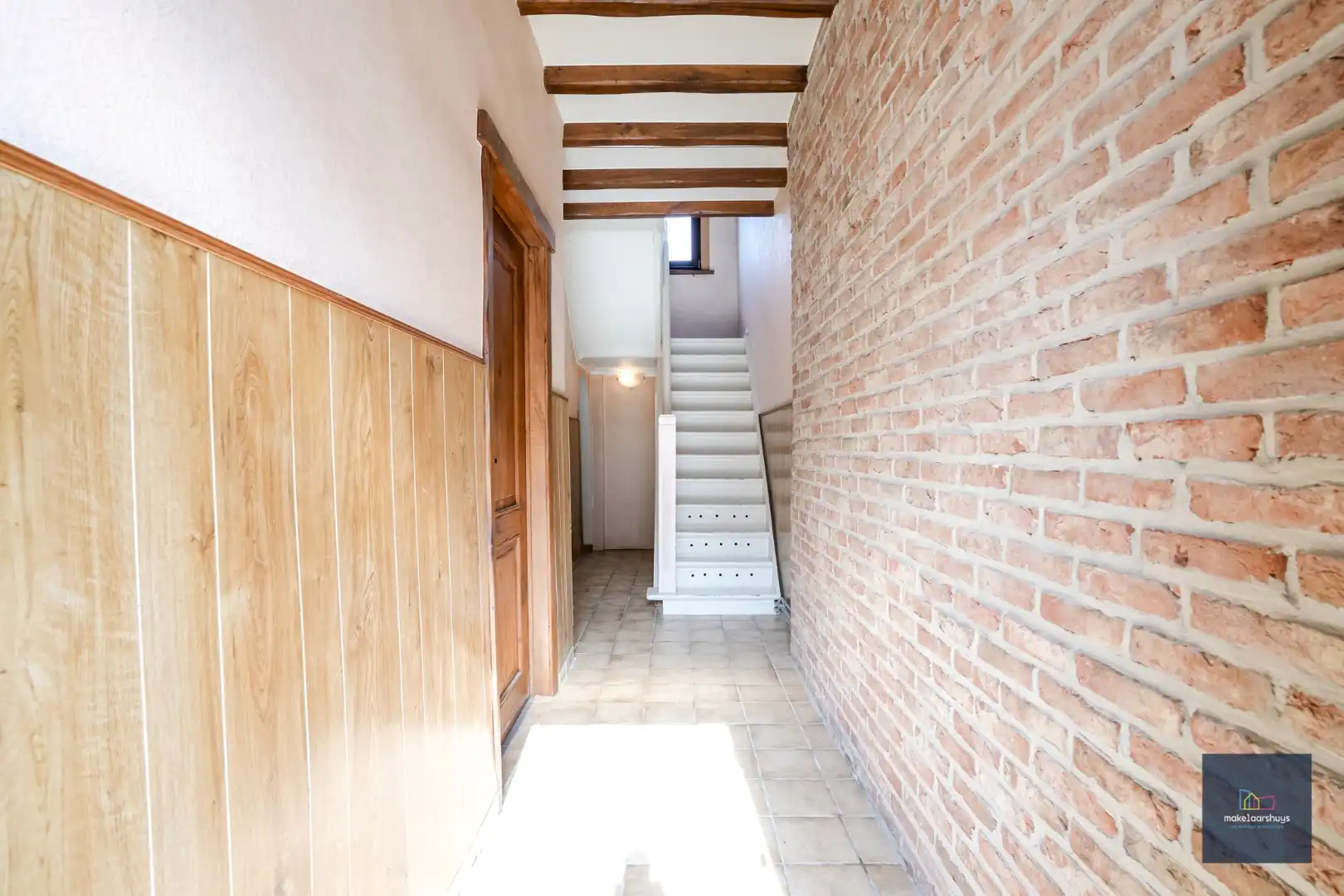 Ruime  halfopen bebouwing  met  zonnige tuin, terras en garage in Waarschoot  foto 15