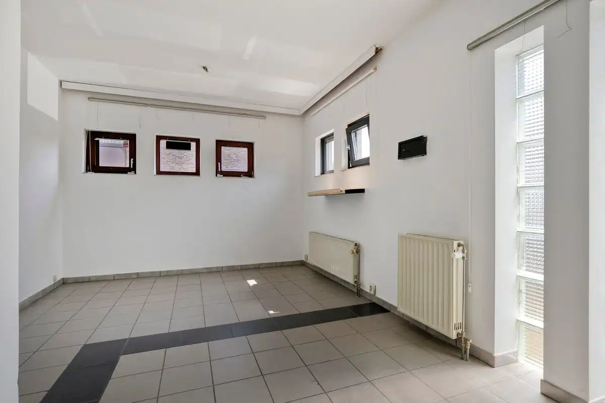 Duplex appartement op uitstekende ligging in Humbeek met ruime tuin en parkeermogelijkheden foto 11