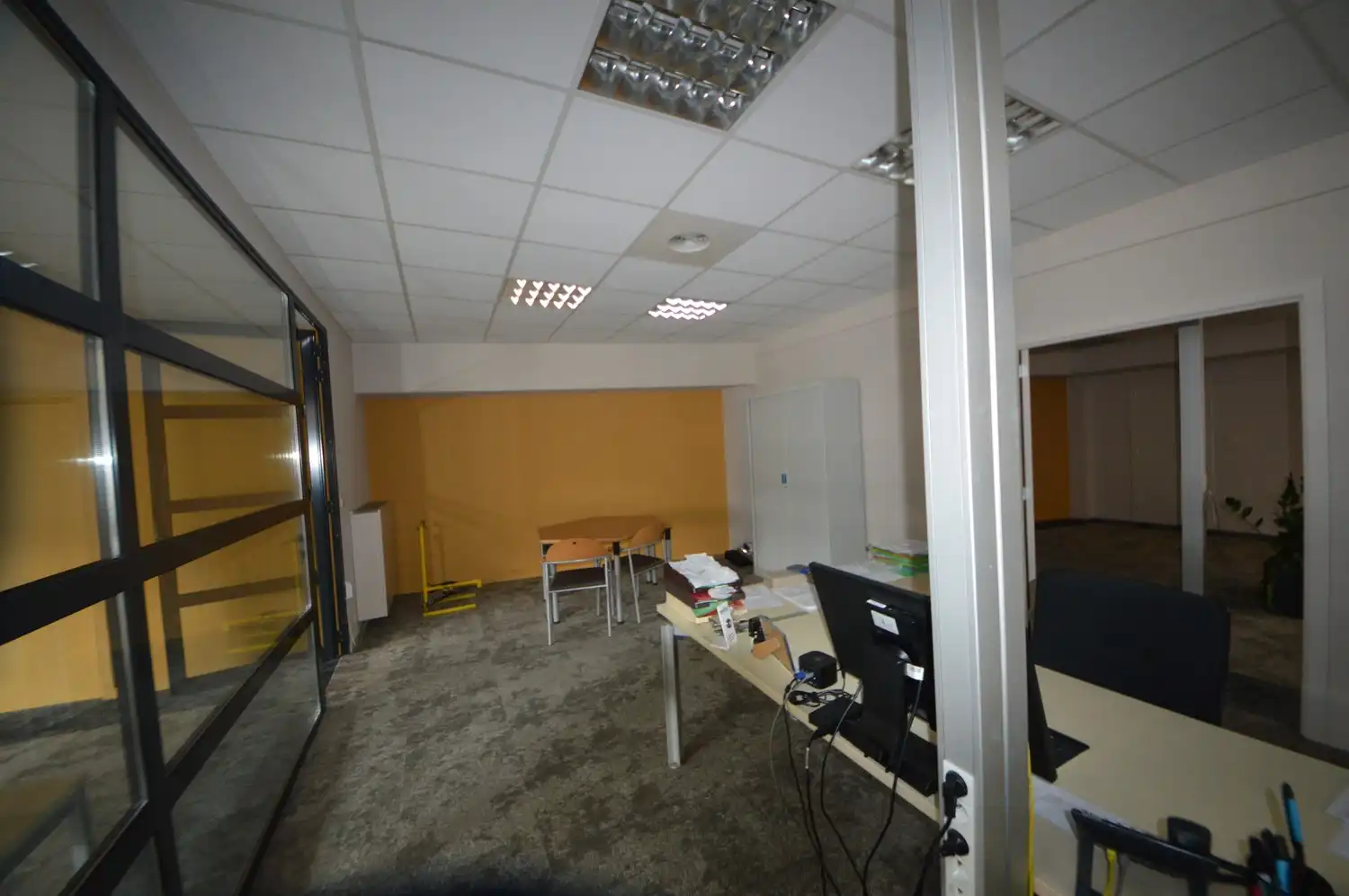 Instapklare burelen te huur in Aalst – op wandelafstand van het station MET OPTIONEEL MAGAZIJN foto 13