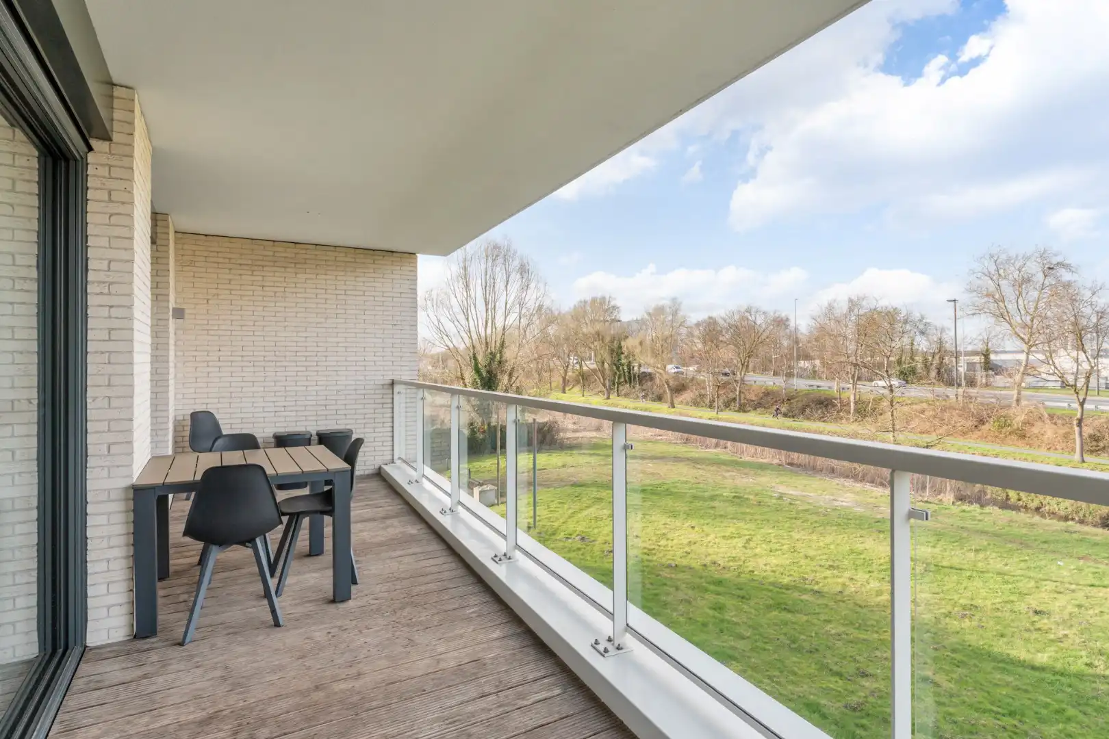 Modern appartement, 90m², ruim terras, 2 slpk, autostaanplaats + kelderberging foto 9
