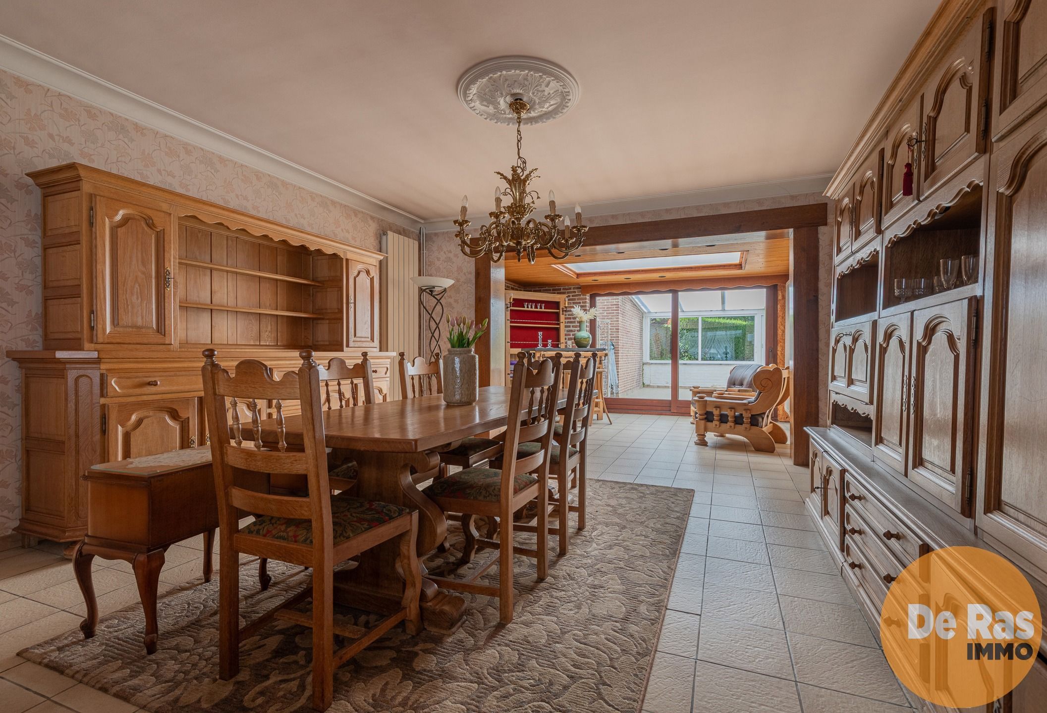 WOUBRECHTEGEM–Solide woning met loods in landelijke omgeving foto 7