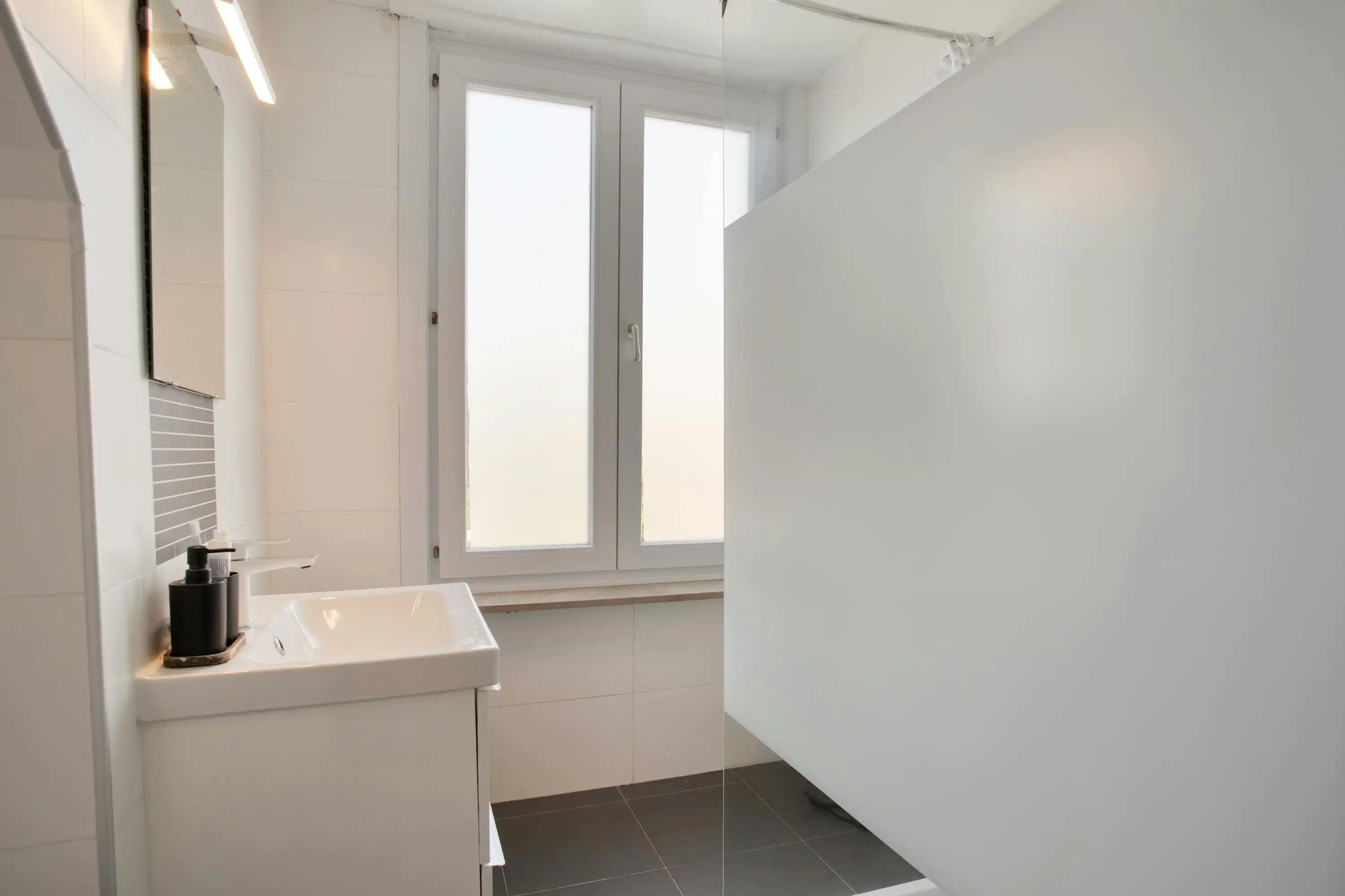 Ruime bel-etage in rustige woonwijk van Gentbrugge foto 11