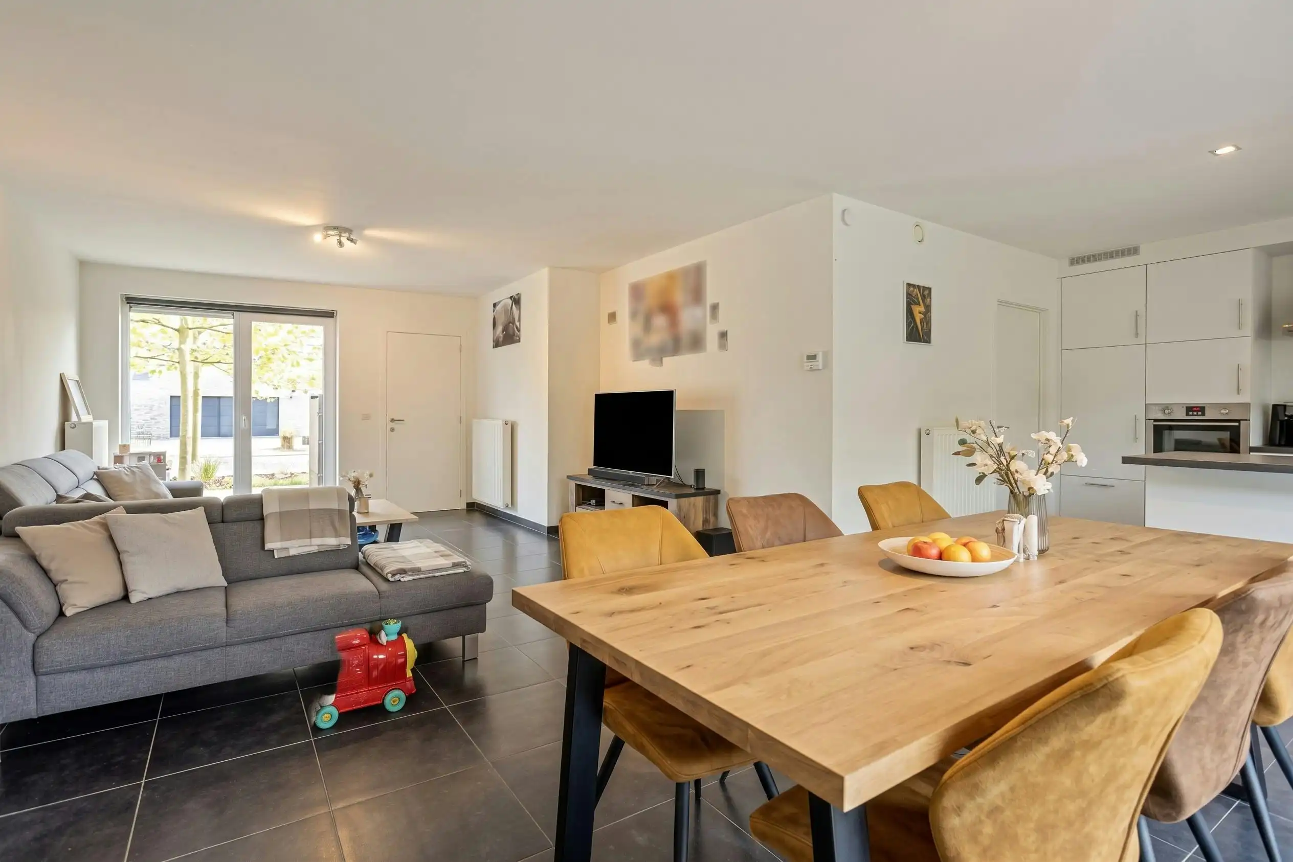 Instapklare woning met tuin en garage in Roeselare te koop foto 7