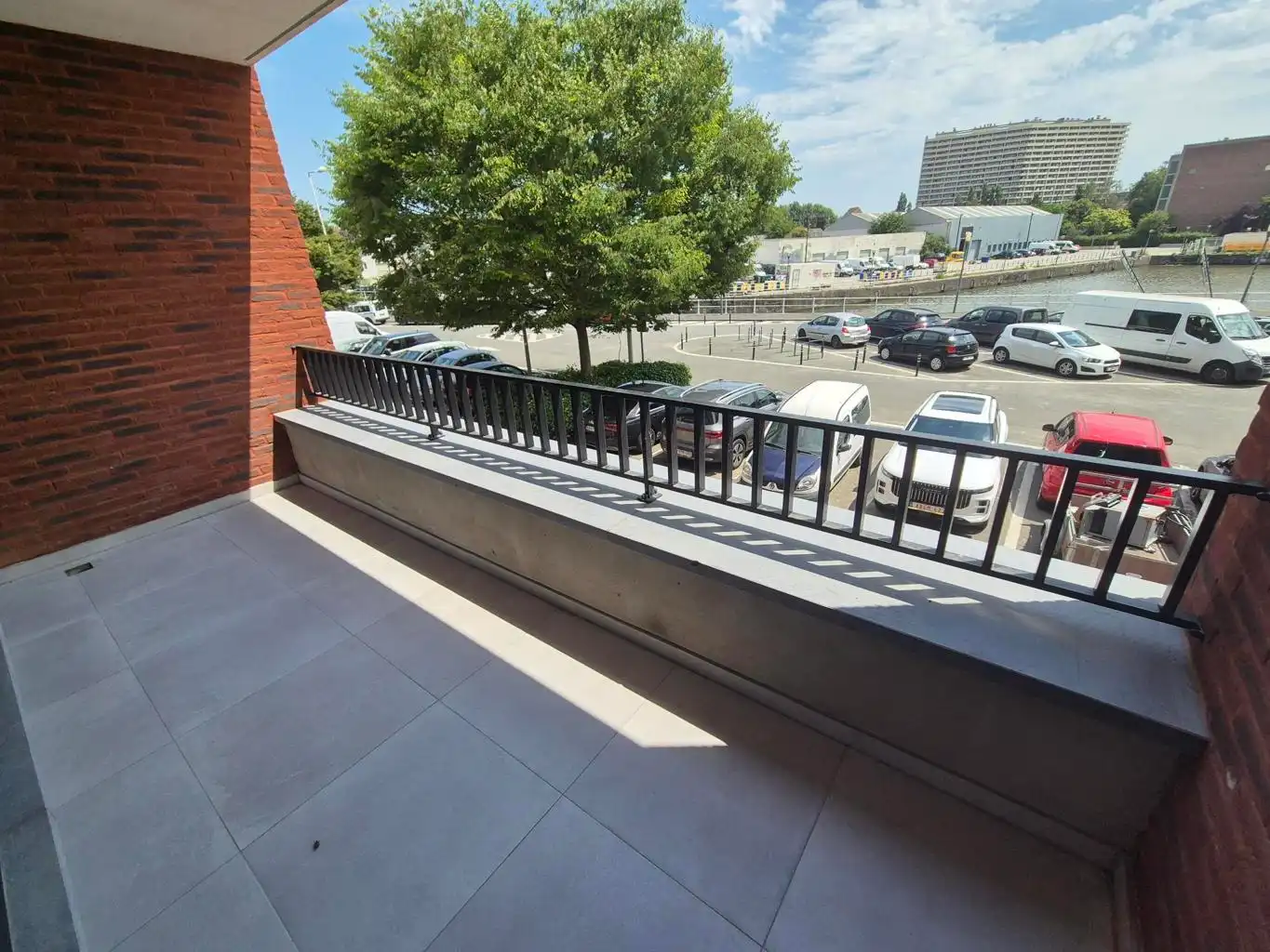 Nieuwbouw appartement met 2 slpks, terras en kelder foto 12