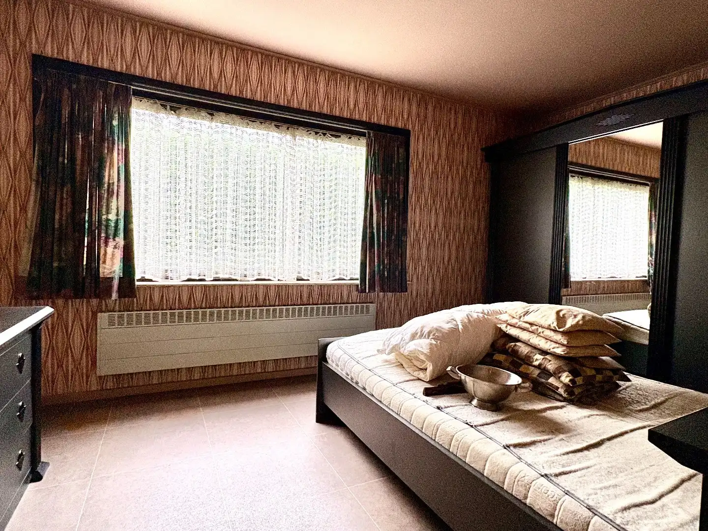 Te renoveren gelijkvloerse villa op 954 m² met landelijke verzichten te Bavikhove. foto 10