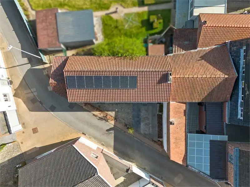 CHARMANT GERENOVEERDE WONING IN HET LANDELIJKE VELM foto 4