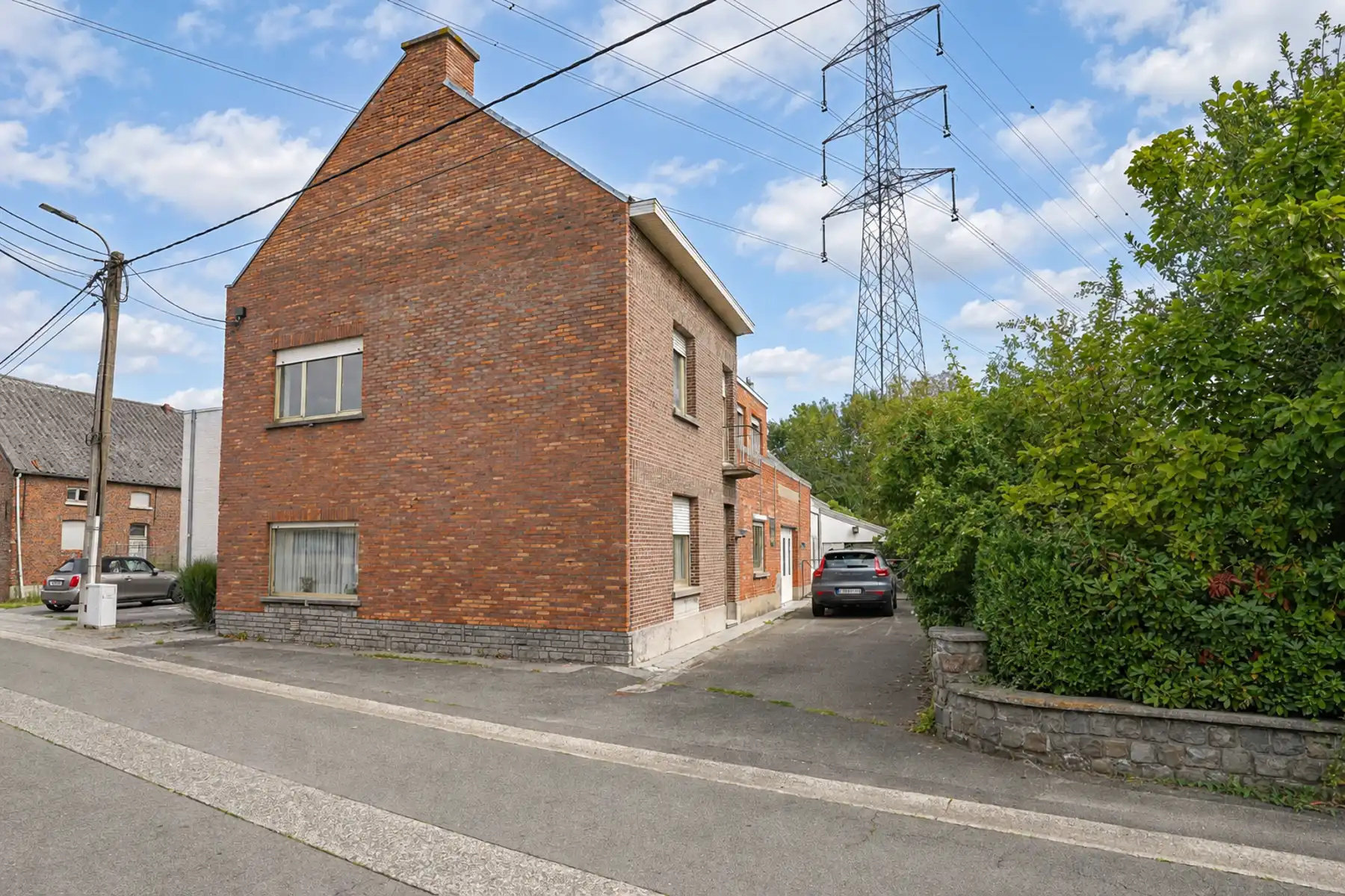 Te renoveren woning met werkplaats en ruim perceel in landelijke omgeving te Londerzeel. foto 2