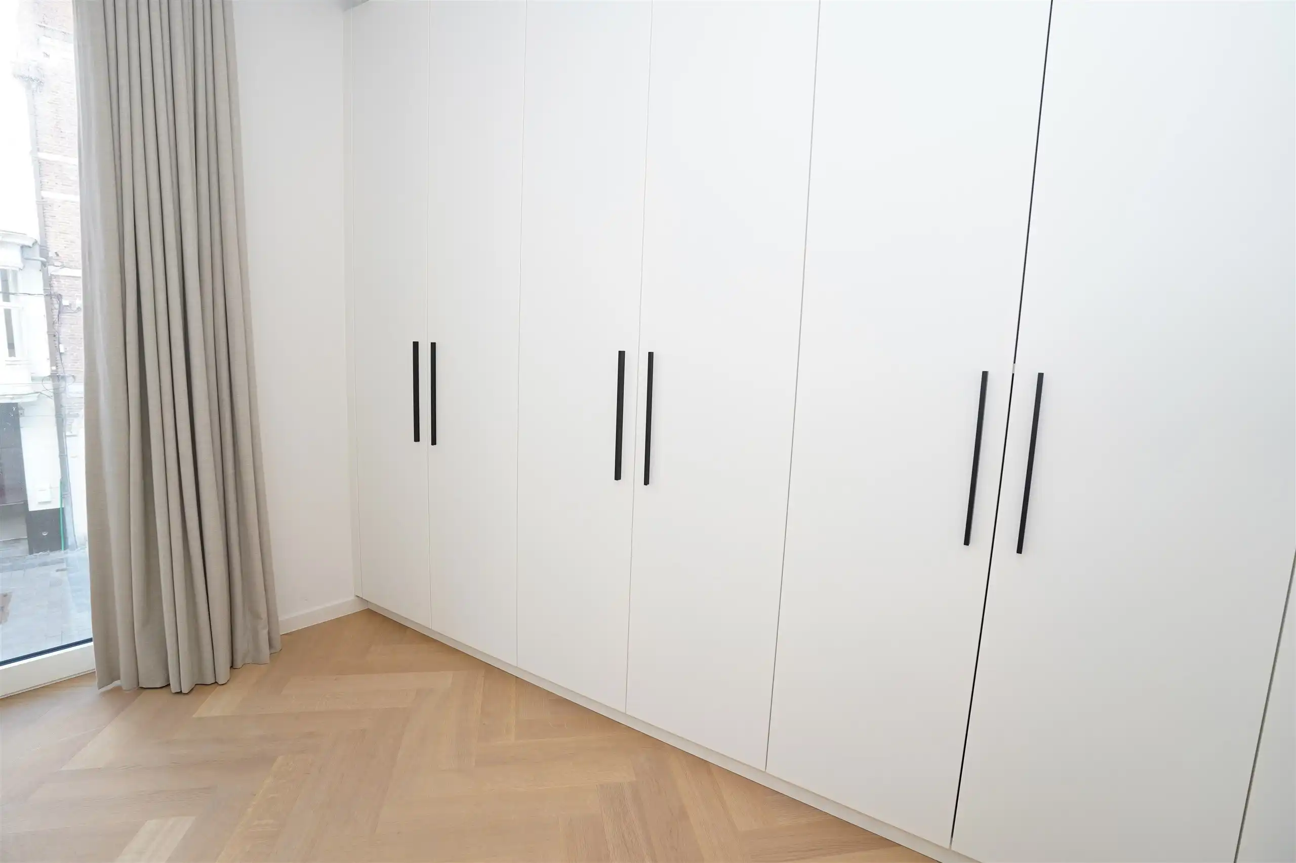 High-end  appartement met frontaal zicht op de Grote Markt met garage en extra staanplaats ! foto 16