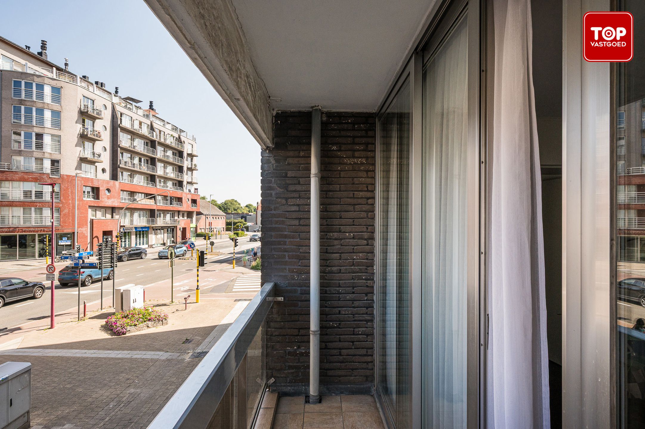 Instapklaar appartement met 2 slaapkamers, 2 terrassen en garage foto 21