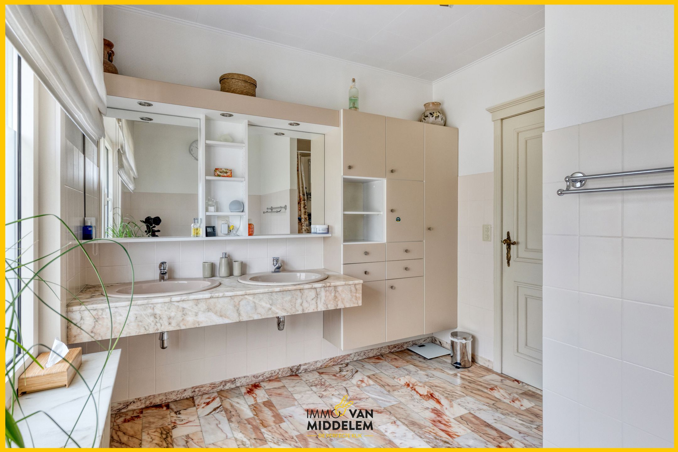 INSTAPKLARE WONING MET 3 KAMERS, BUREAU, TUIN EN GARAGE foto 10