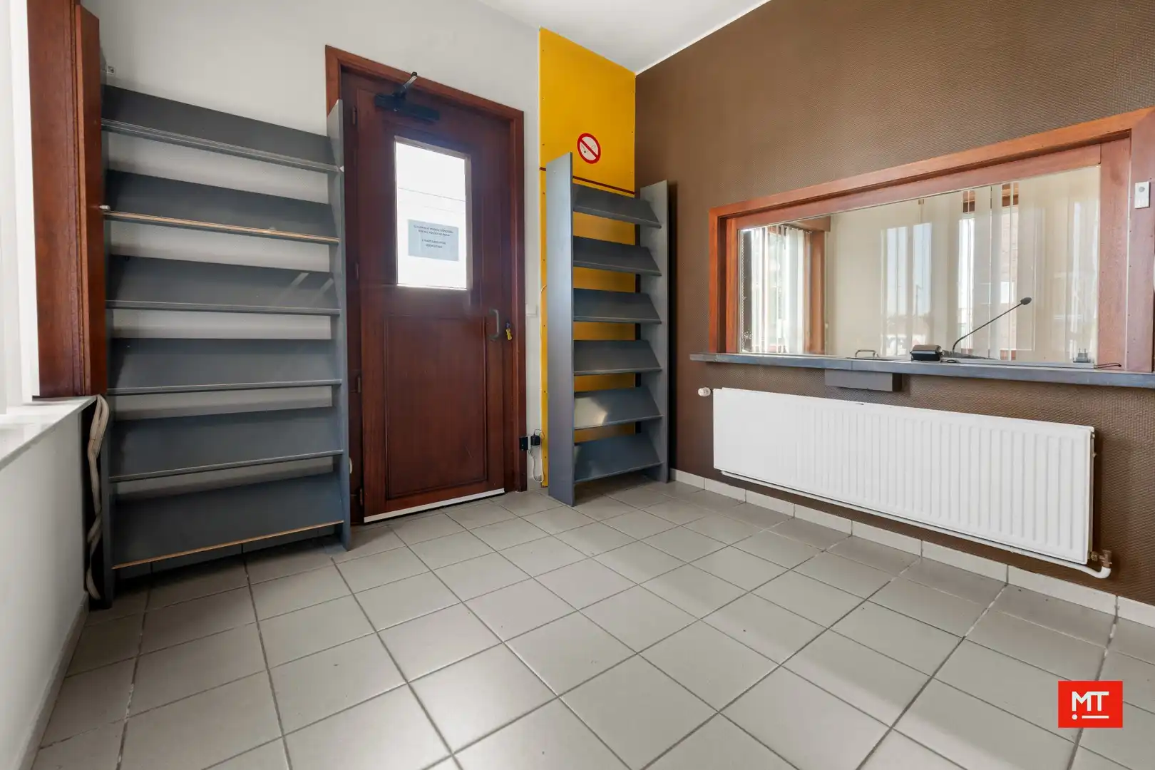 Voormalig politiecommissariaat te koop in Westrozebeke foto 3