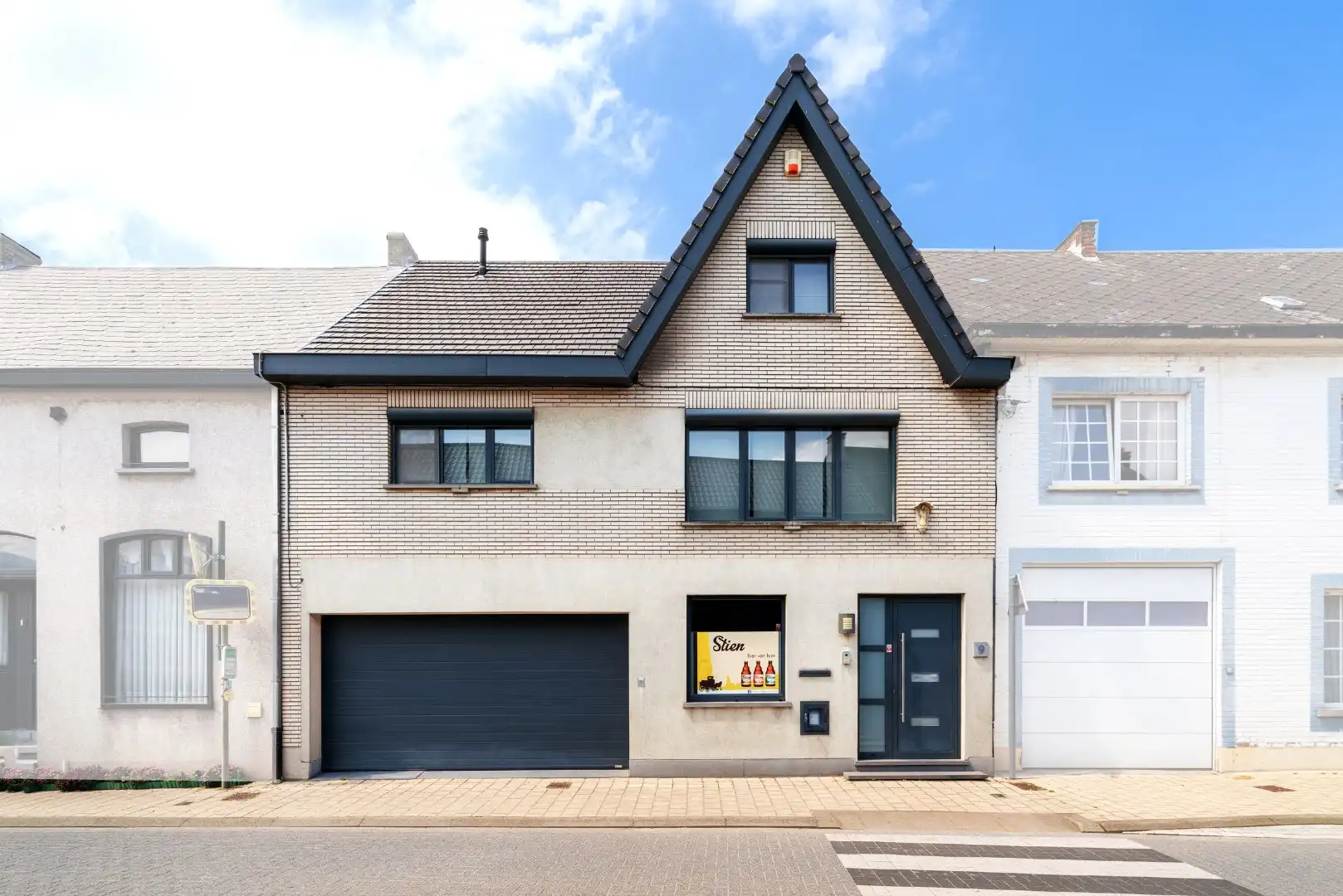  foto {{pictureIndex}}