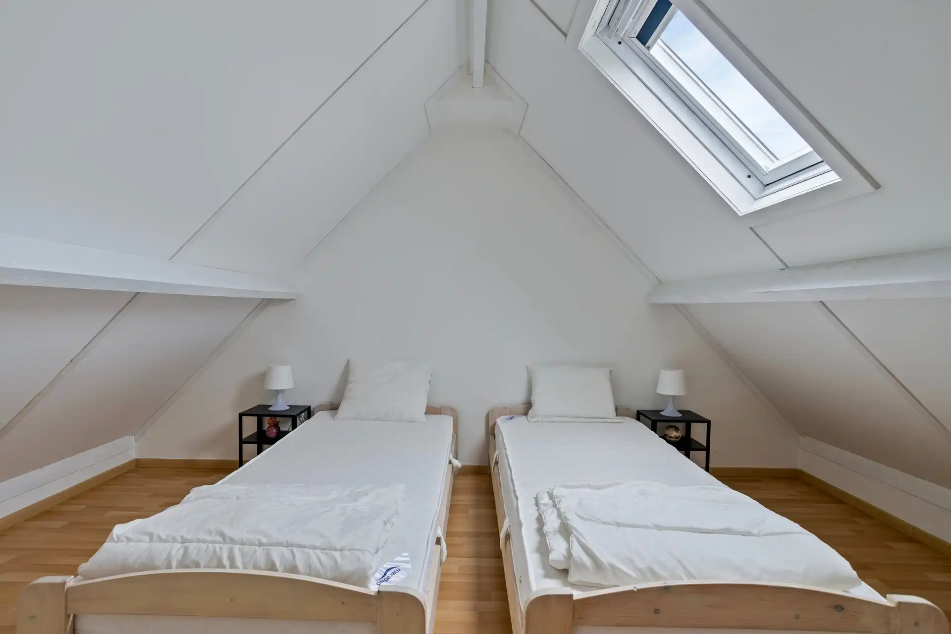 Vakantiewoning met 3 slaapkamers en zongerichte tuin. foto 11